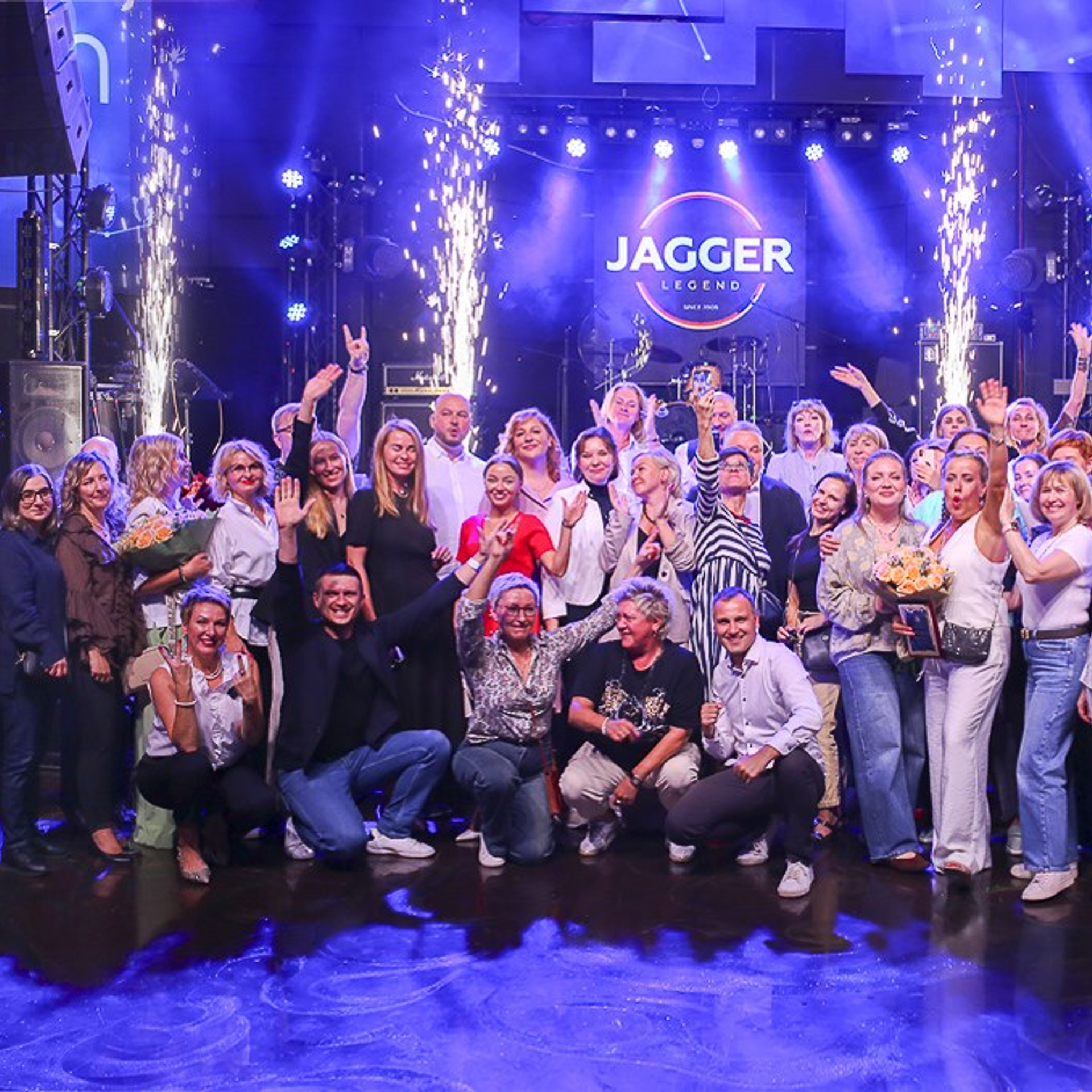 Компания Адвекс 32 года, клуб JAGGER