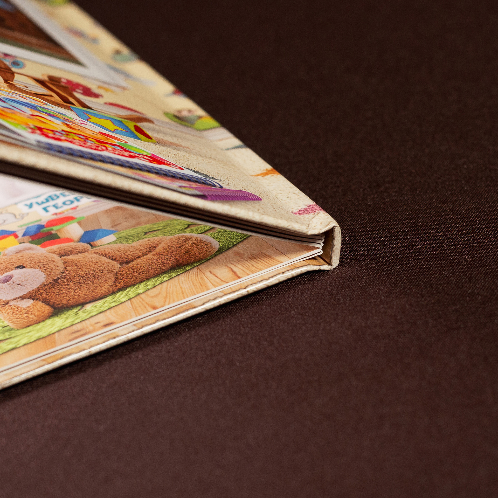 Выпускные альбомы со скидкой!. Выпускные альбомы в Москве и в Астрахани