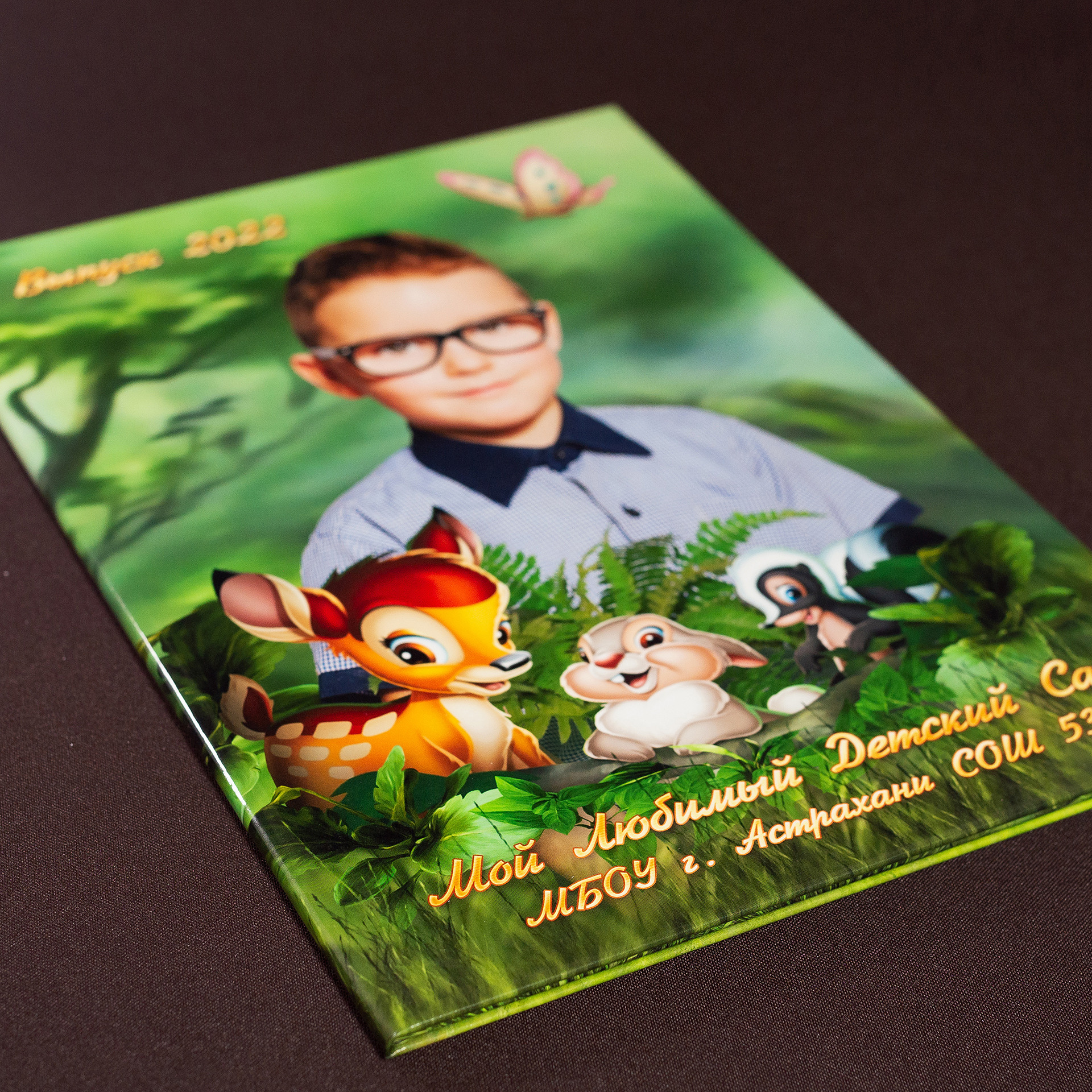 Выпускные альбомы со скидкой!. Выпускные альбомы в Москве и в Астрахани