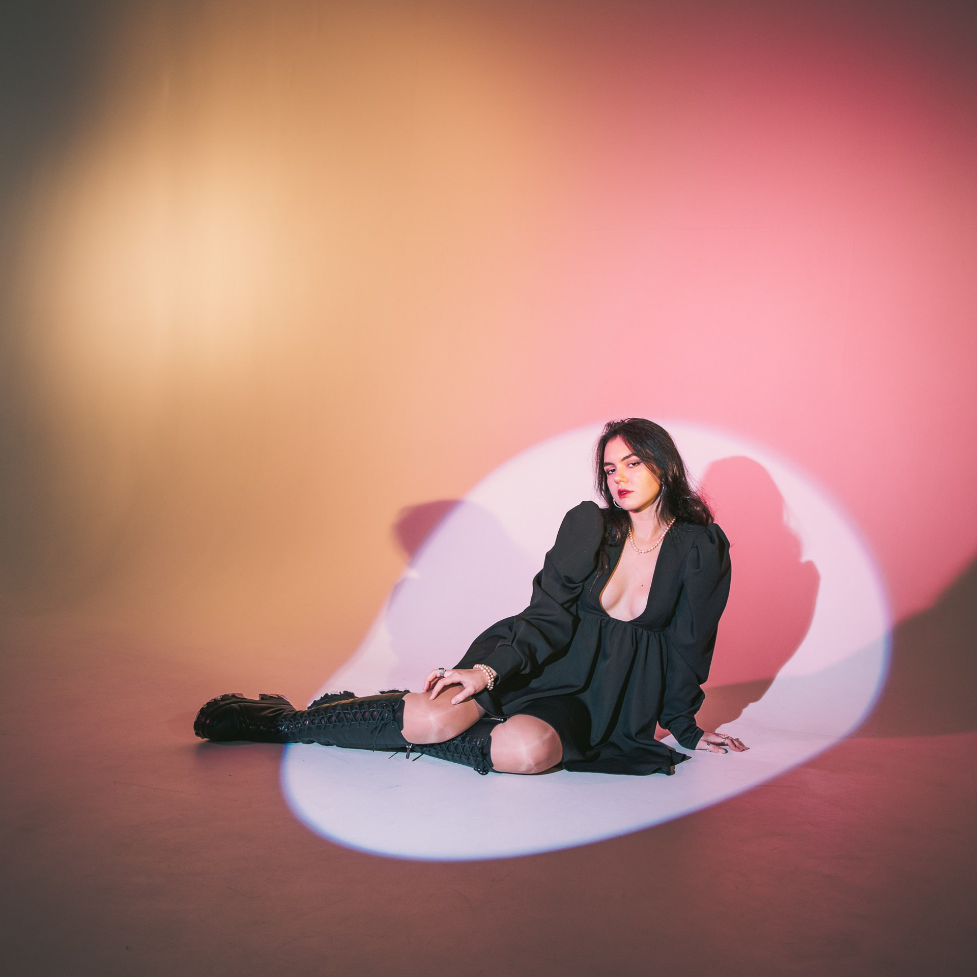 Фотосессия на циклораме RGB