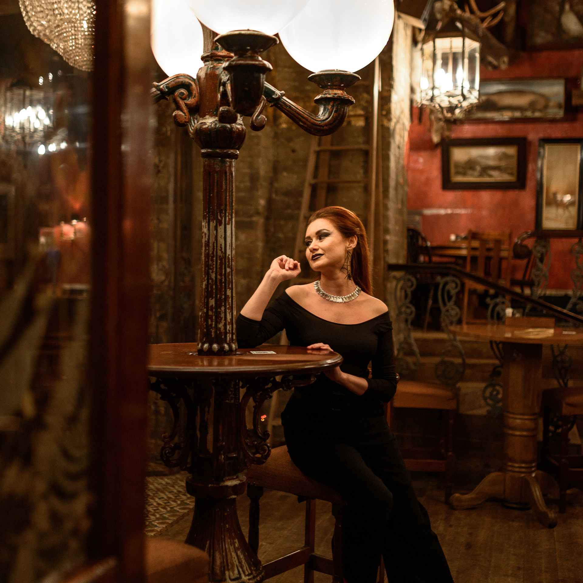 Илона. Съёмка в стиле Хэллоуин в Black swan pub