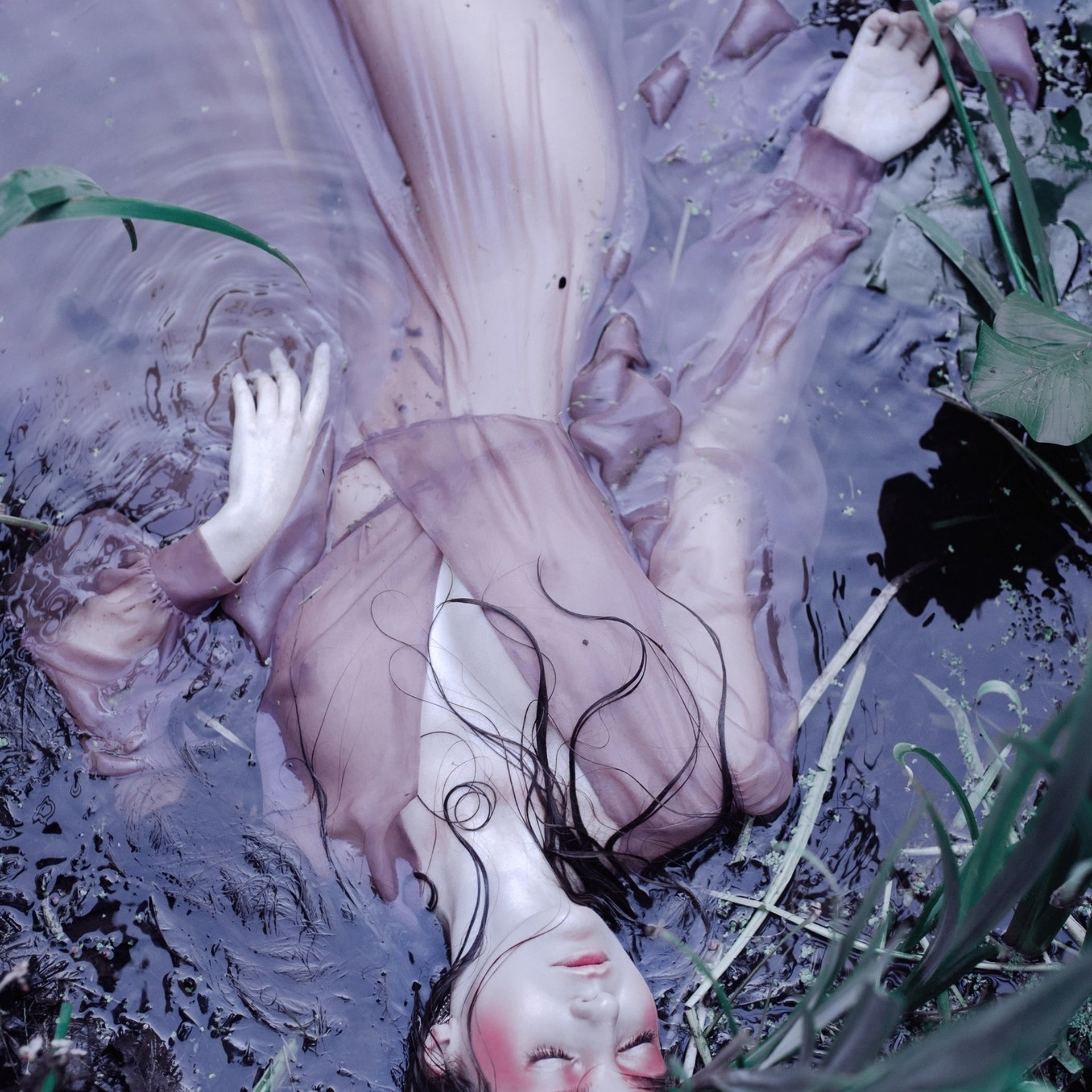 - снимаю на условиях TFP, провожу регулярные арт-ню воркшопы в СПБ  и. Фотограф Облако Александра