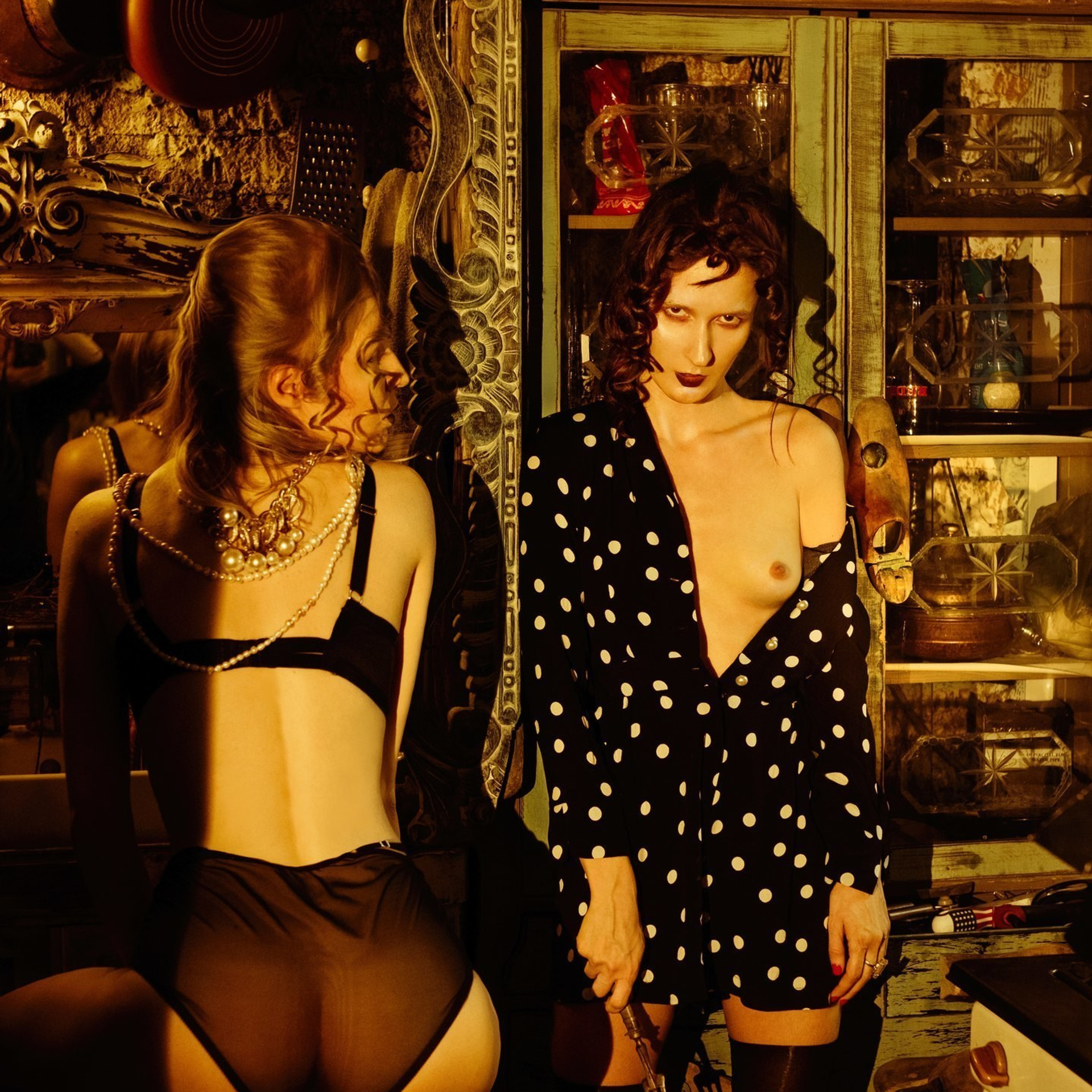 - фотосессии в эксклюзивных образах в  СПб и Москве. Фотограф Облако Александра