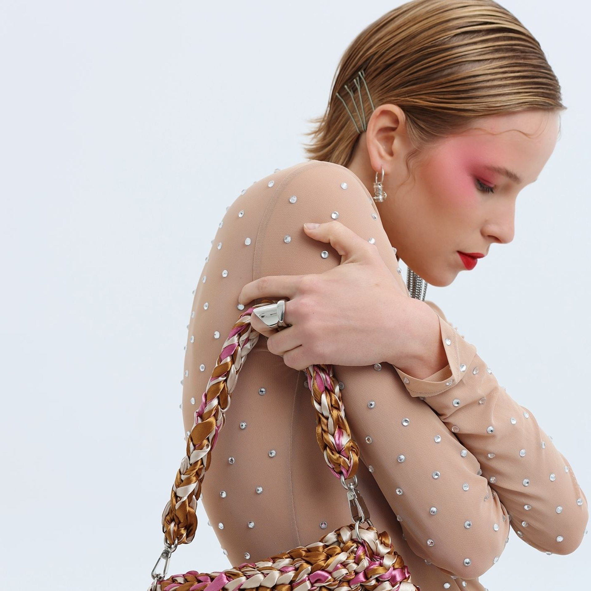 Каталожная съемка в фотостудии бренда сумок