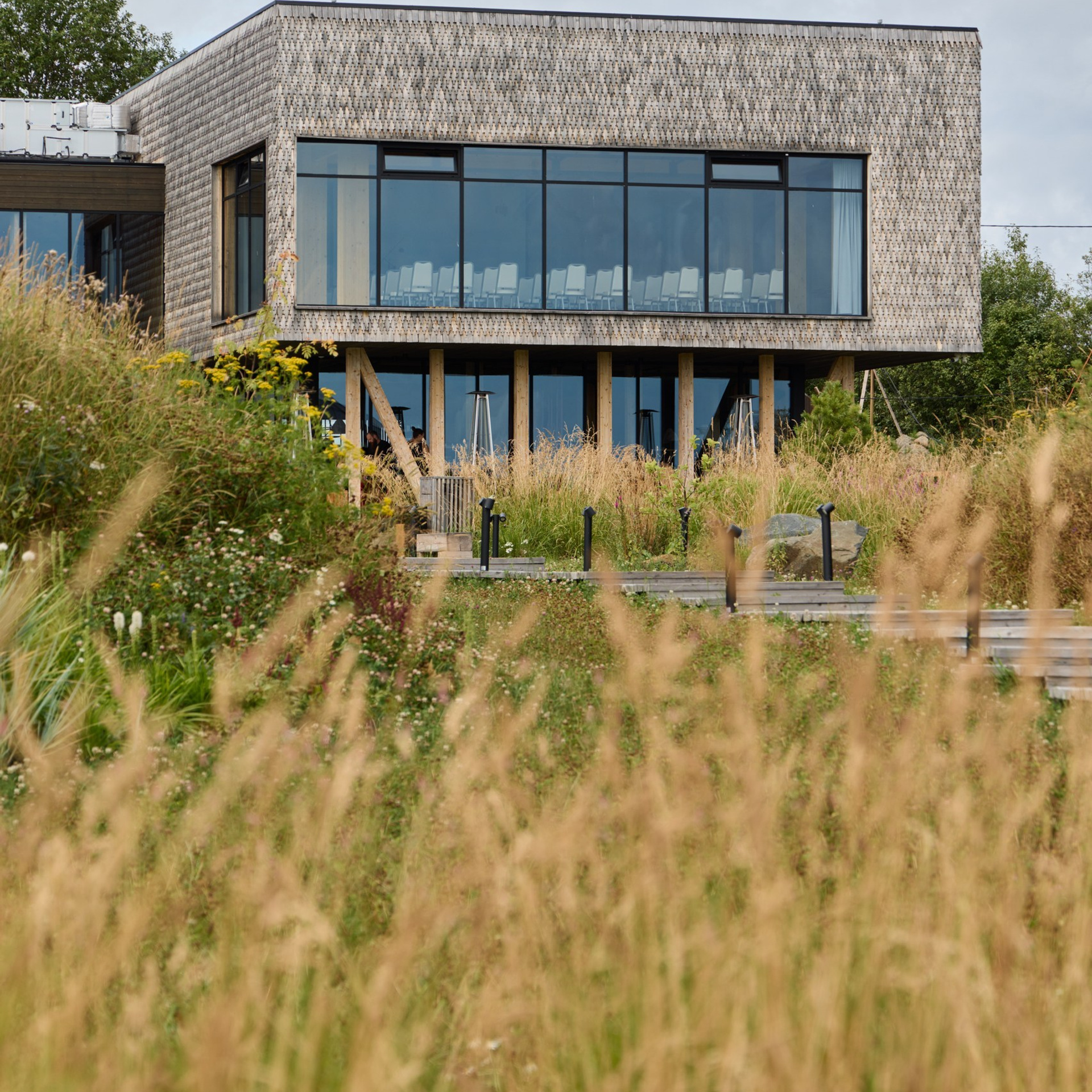 Интерьерная фотосъемка квартир. Интерьерный фотограф и видеограф в Санкт-Петербурге и Москве