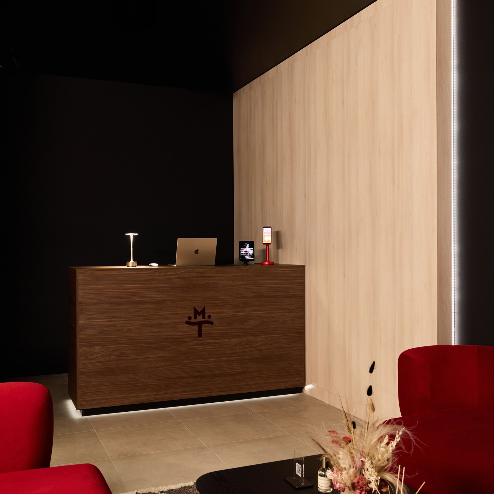 Интерьерная фотосъемка квартир. Интерьерный фотограф и видеограф в Санкт-Петербурге и Москве