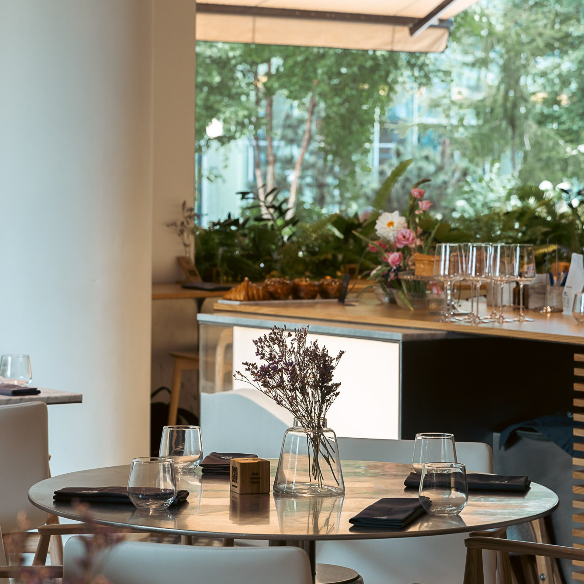 Профессиональная фотосъемка ресторанов. Интерьерный фотограф и видеограф в Санкт-Петербурге и Москве