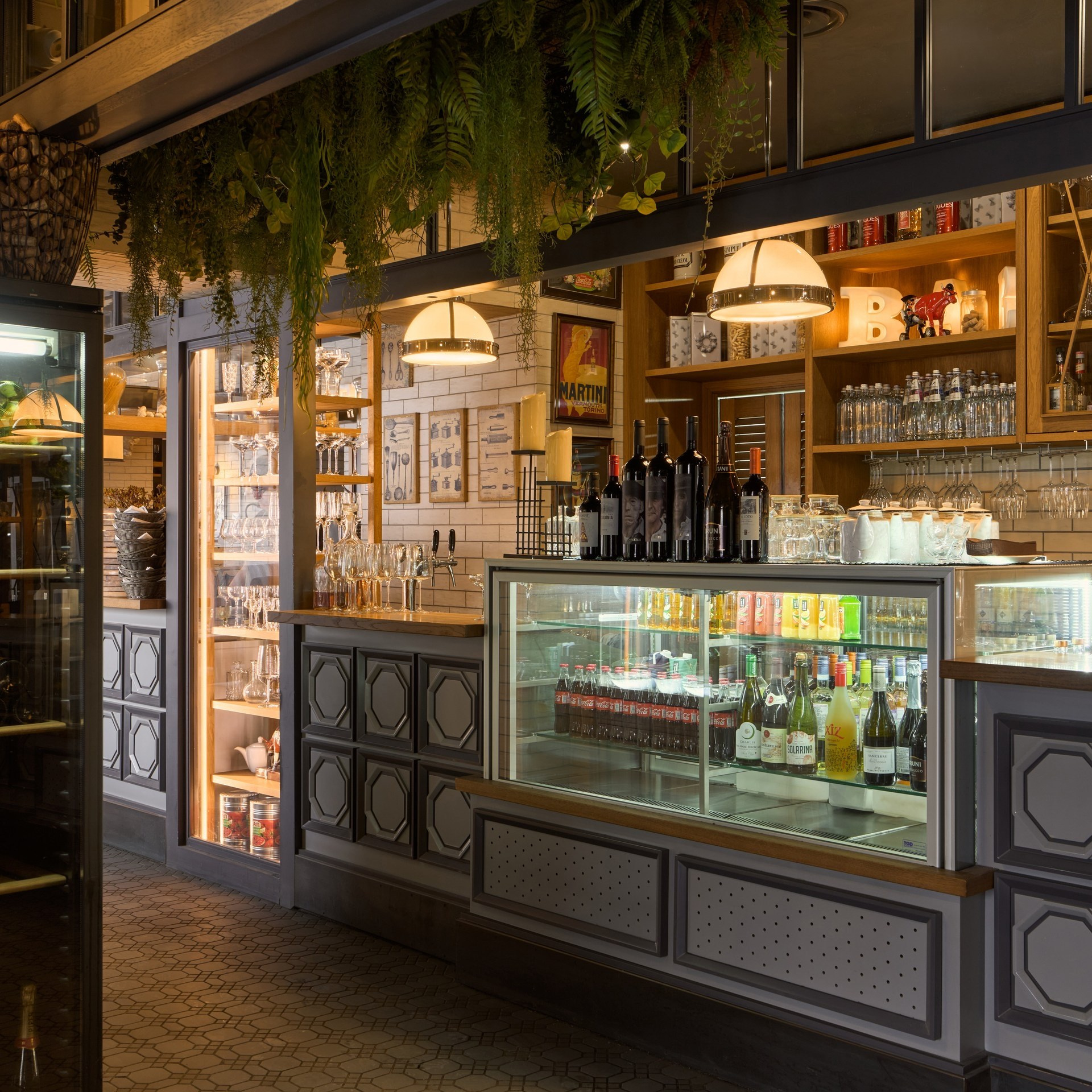 Профессиональная фотосъемка ресторанов. Интерьерный фотограф и видеограф в Санкт-Петербурге и Москве