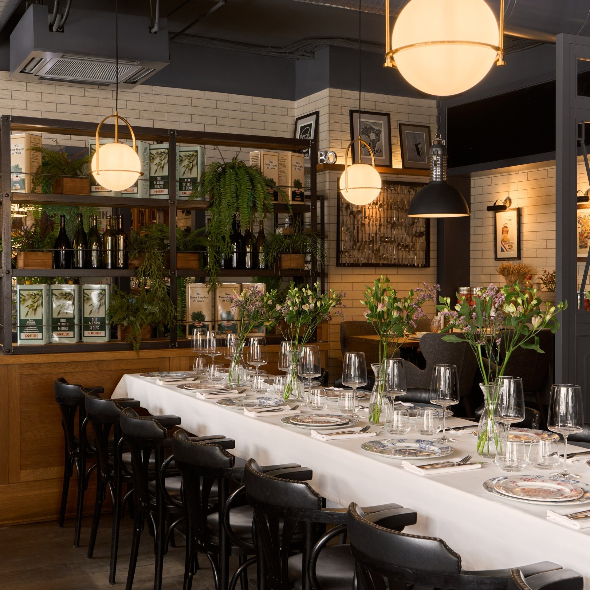 Профессиональная фотосъемка ресторанов. Интерьерный фотограф и видеограф в Санкт-Петербурге и Москве