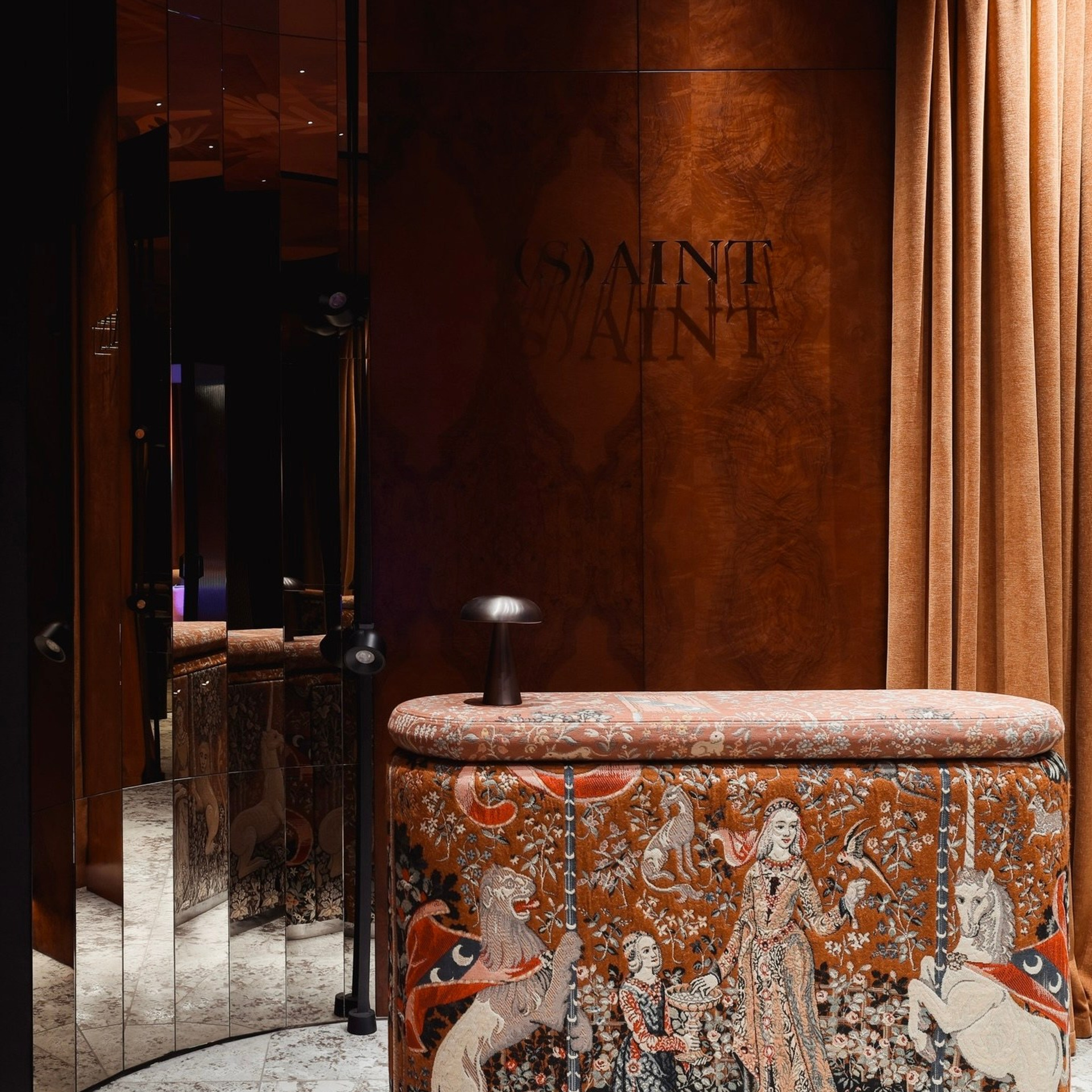 Интерьерная фотосъемка квартир. Интерьерный фотограф и видеограф в Санкт-Петербурге и Москве