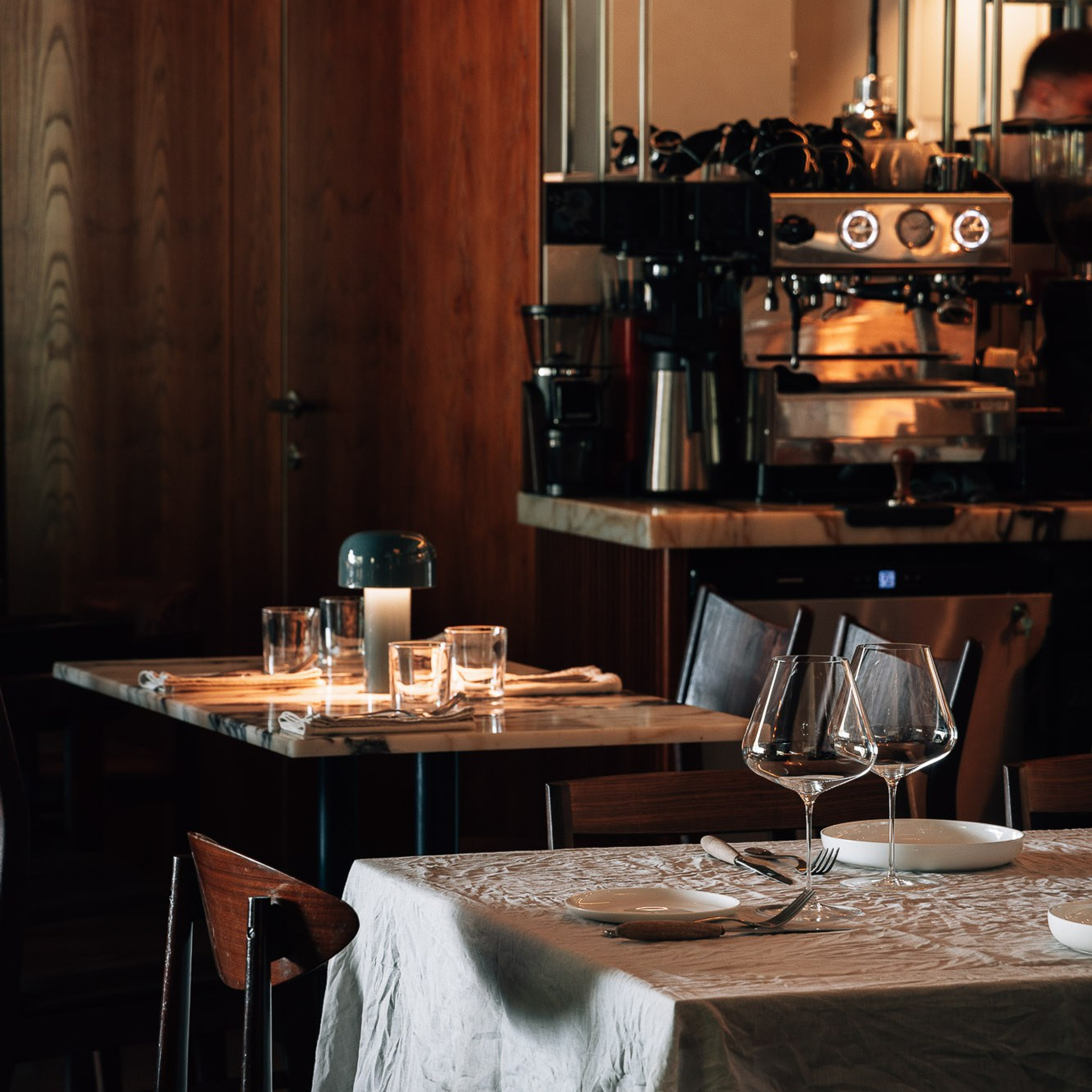 Профессиональная фотосъемка ресторанов. Интерьерный фотограф и видеограф в Санкт-Петербурге и Москве