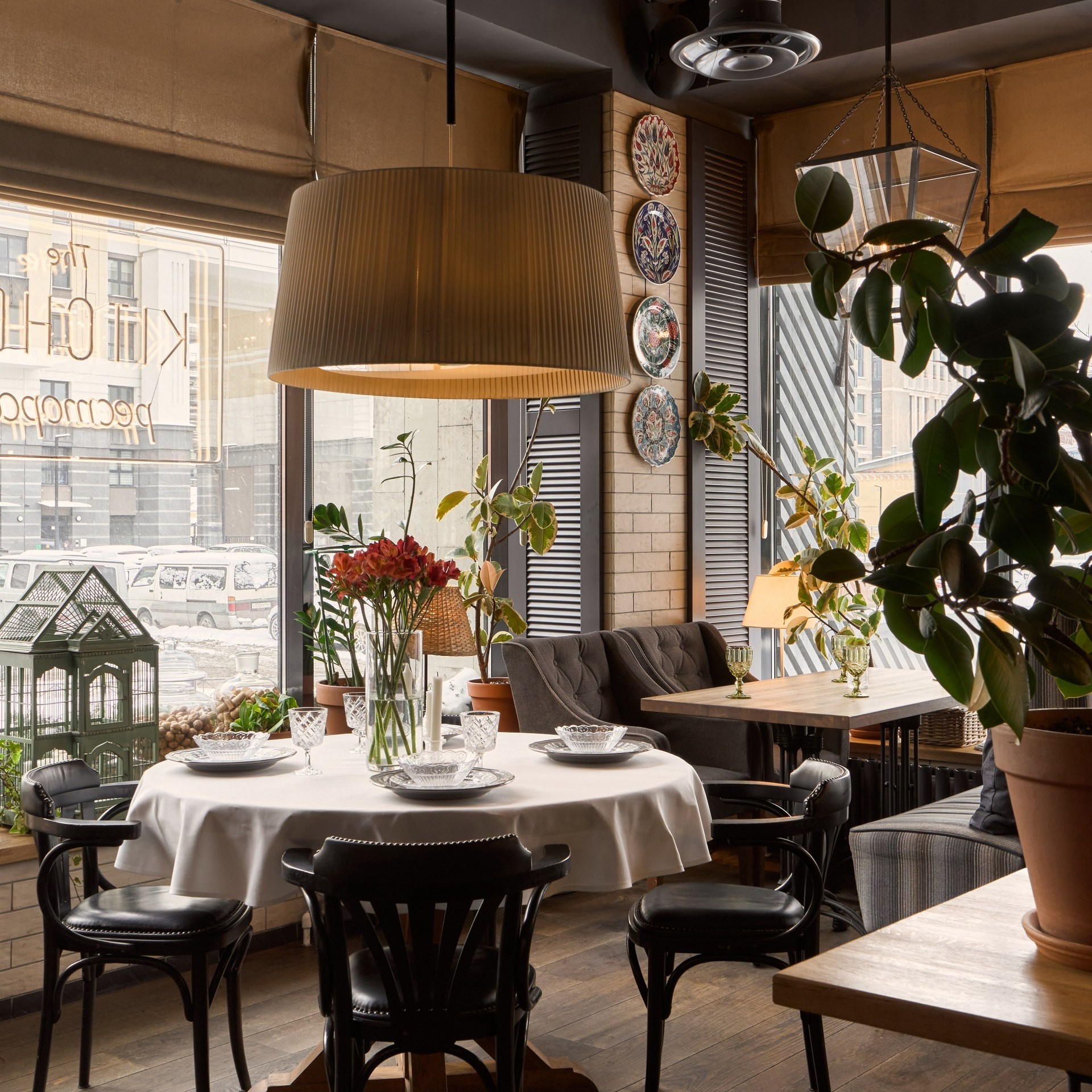 Профессиональная фотосъемка ресторанов. Интерьерный фотограф и видеограф в Санкт-Петербурге и Москве