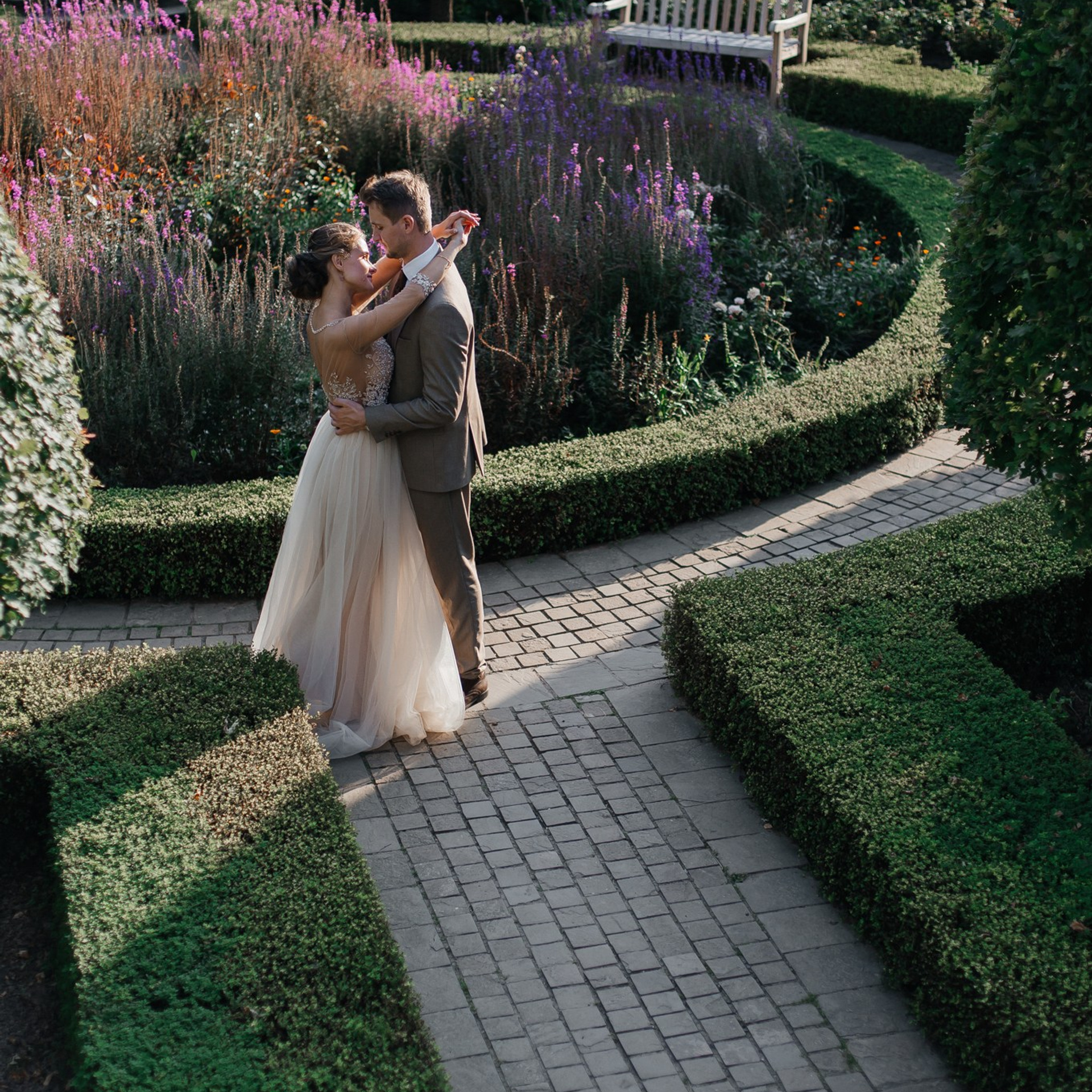 Александр и Елена