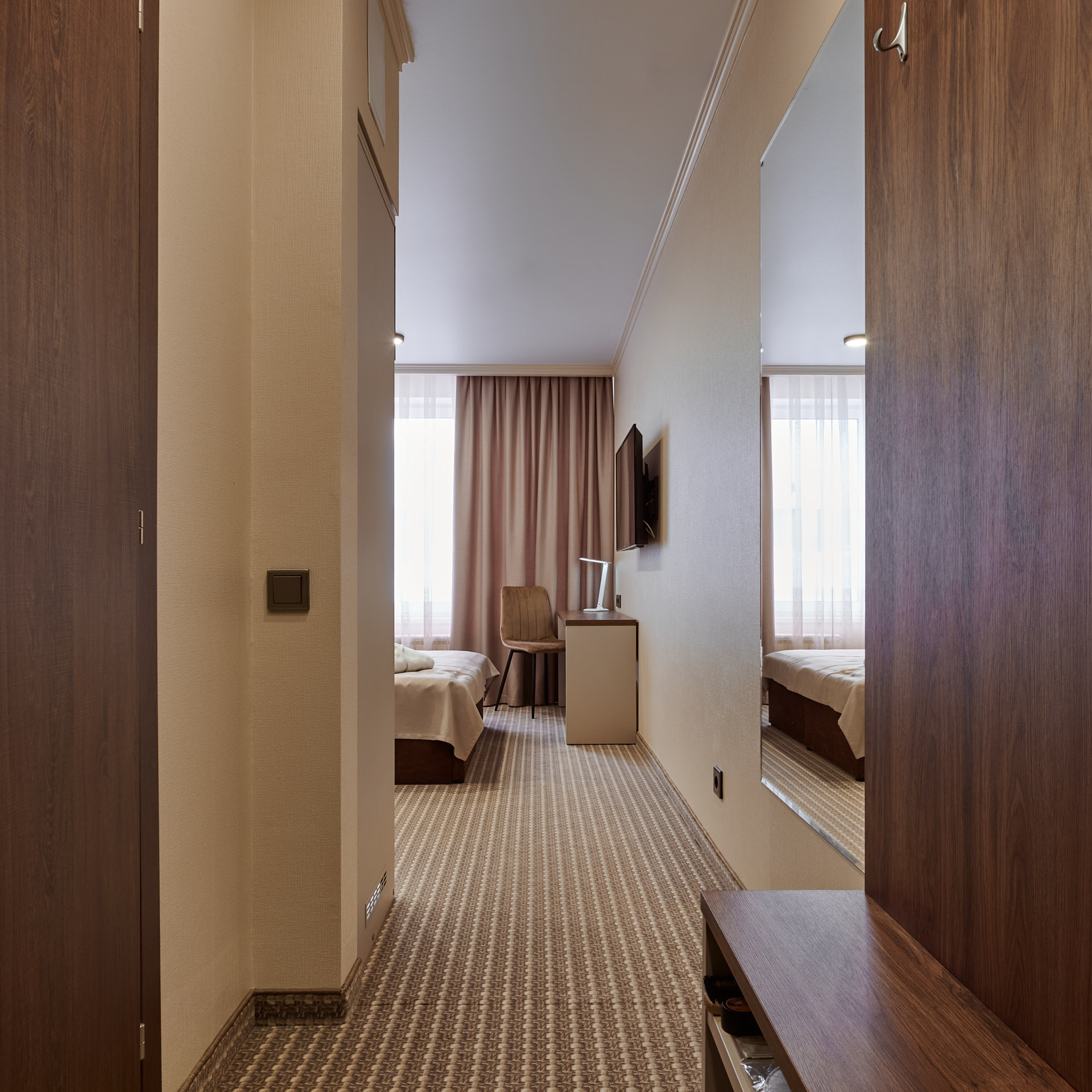 Отель «Турист». Интерьерная съемка в Москве и России