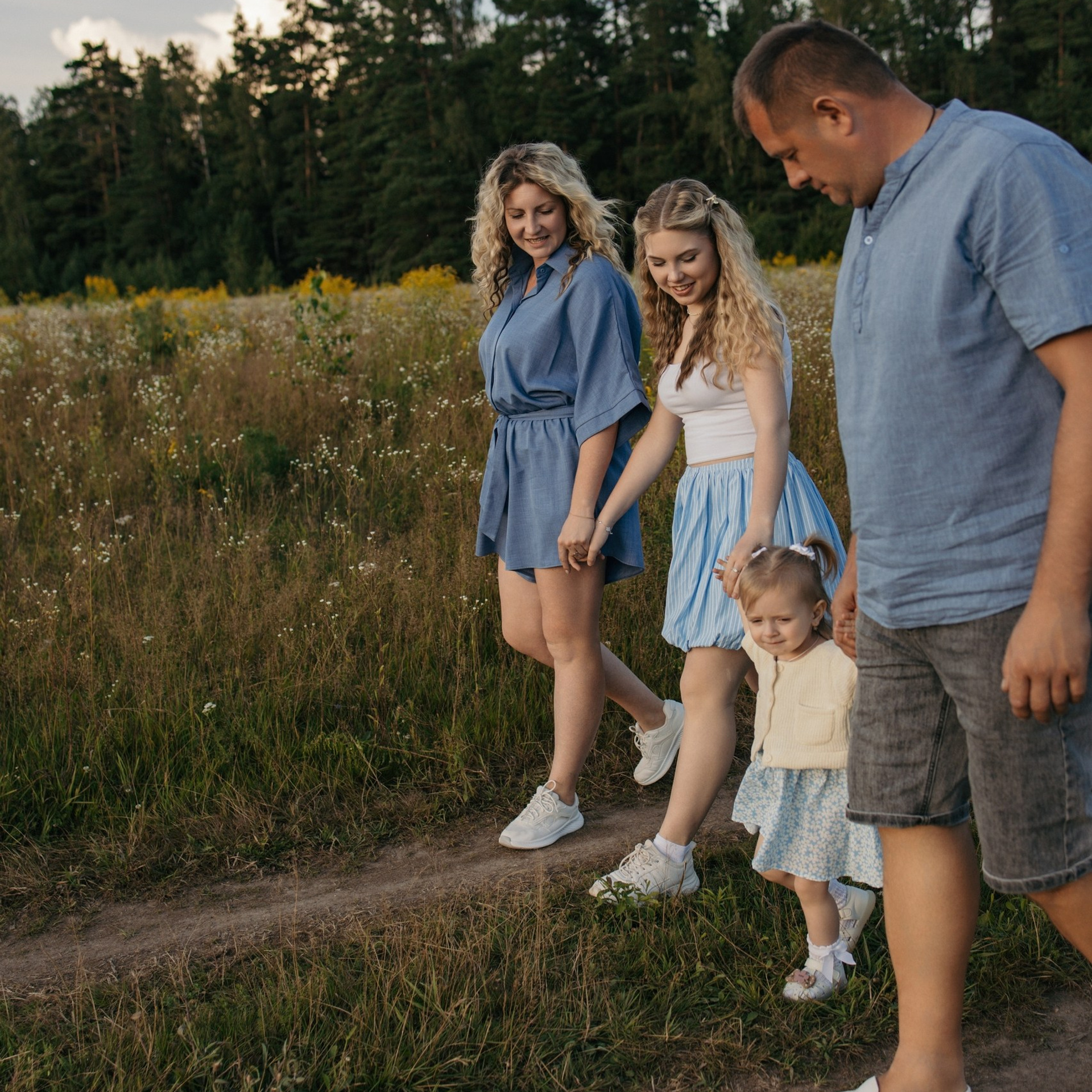 Дмитрий, Галина, Елизавета и Леночка