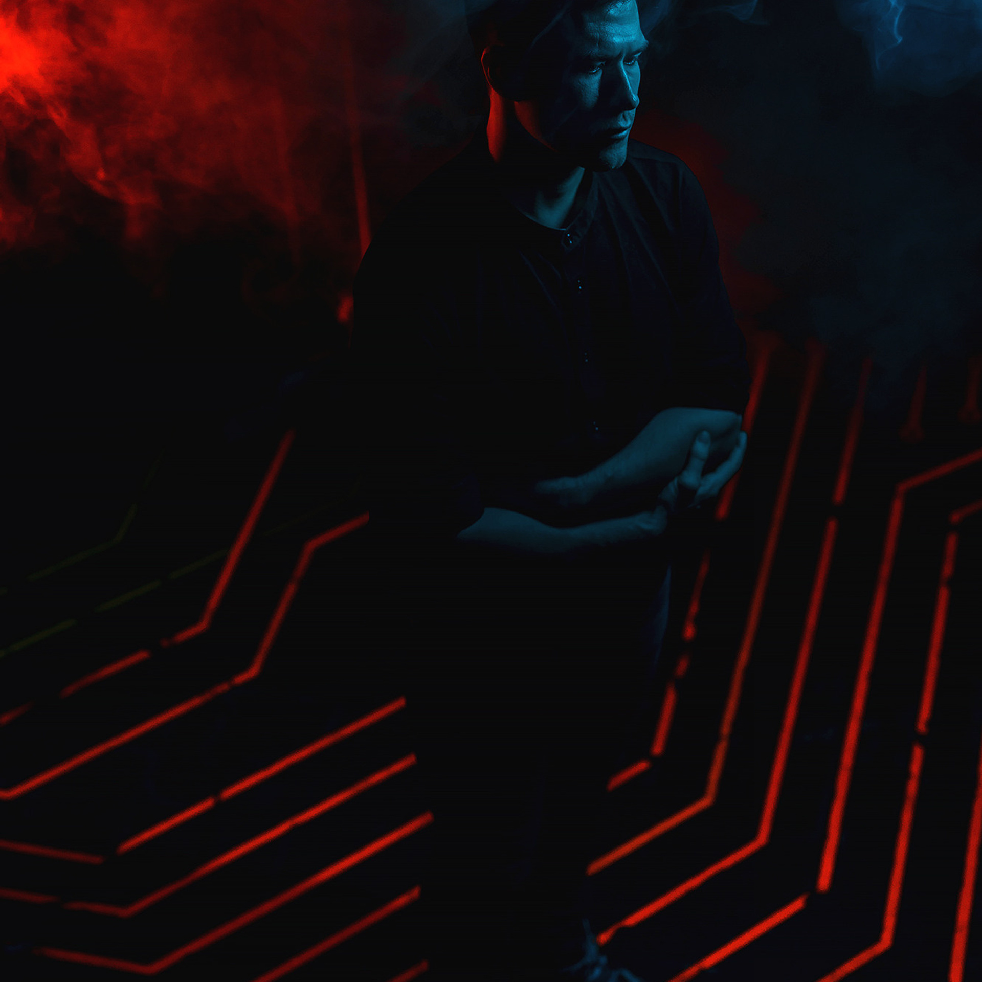 Руслан | Neon. W&T Studio Studio photo and video content creation