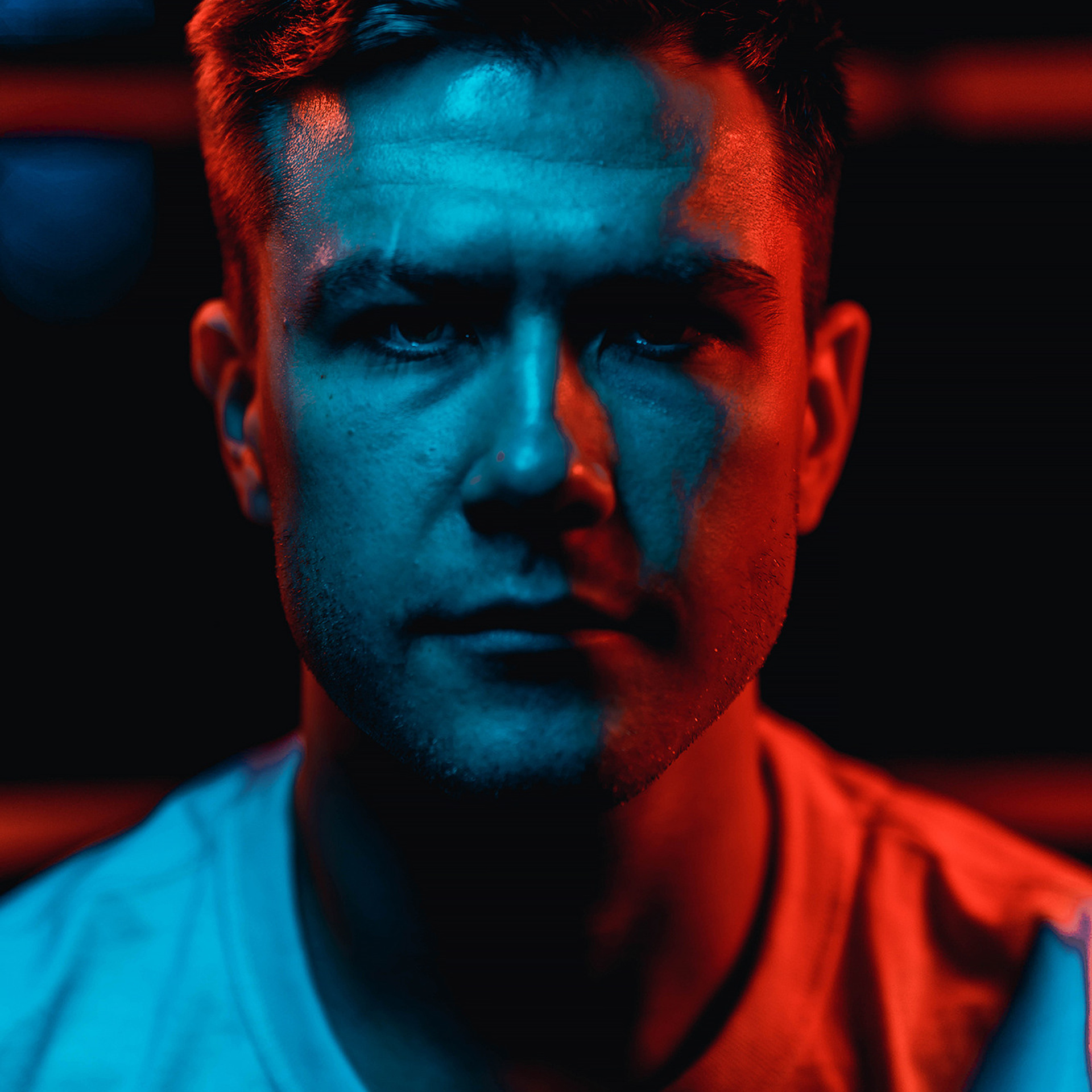 Руслан | Neon. W&T Studio Studio photo and video content creation