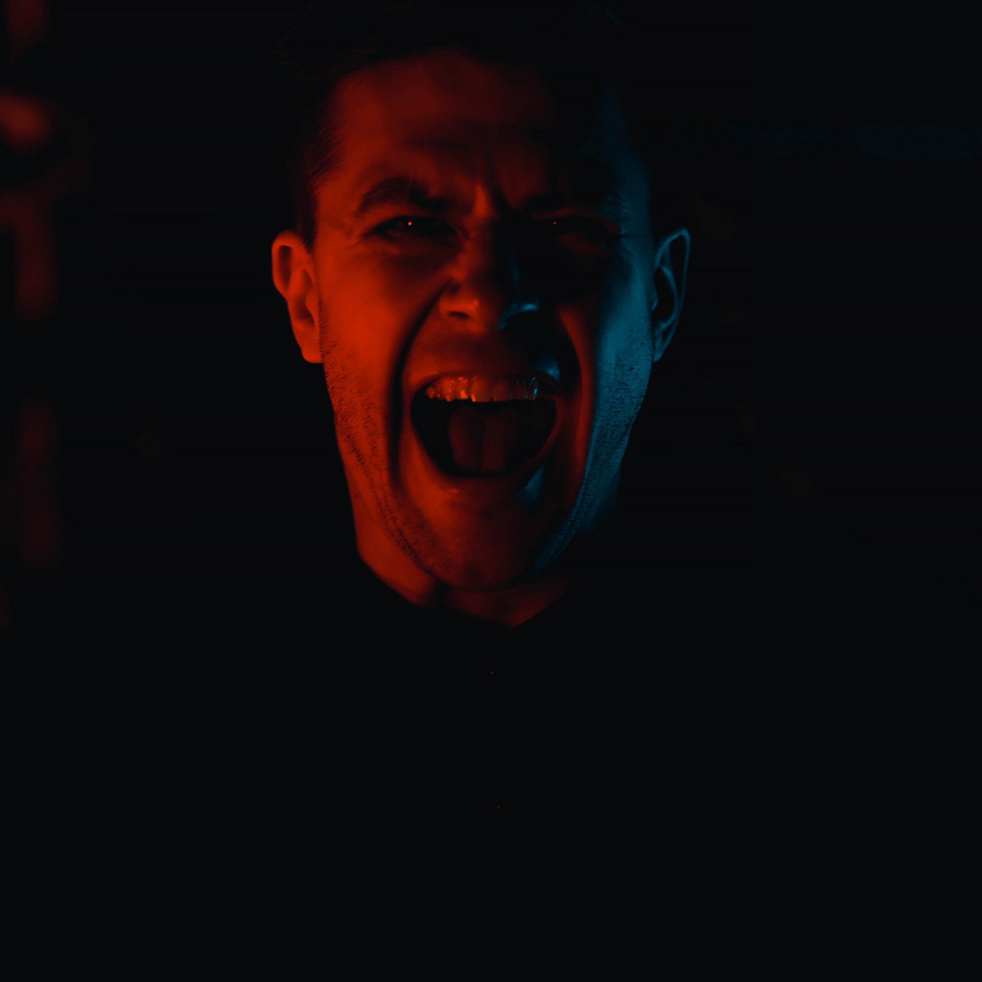 Руслан | Neon. W&T Studio Studio photo and video content creation