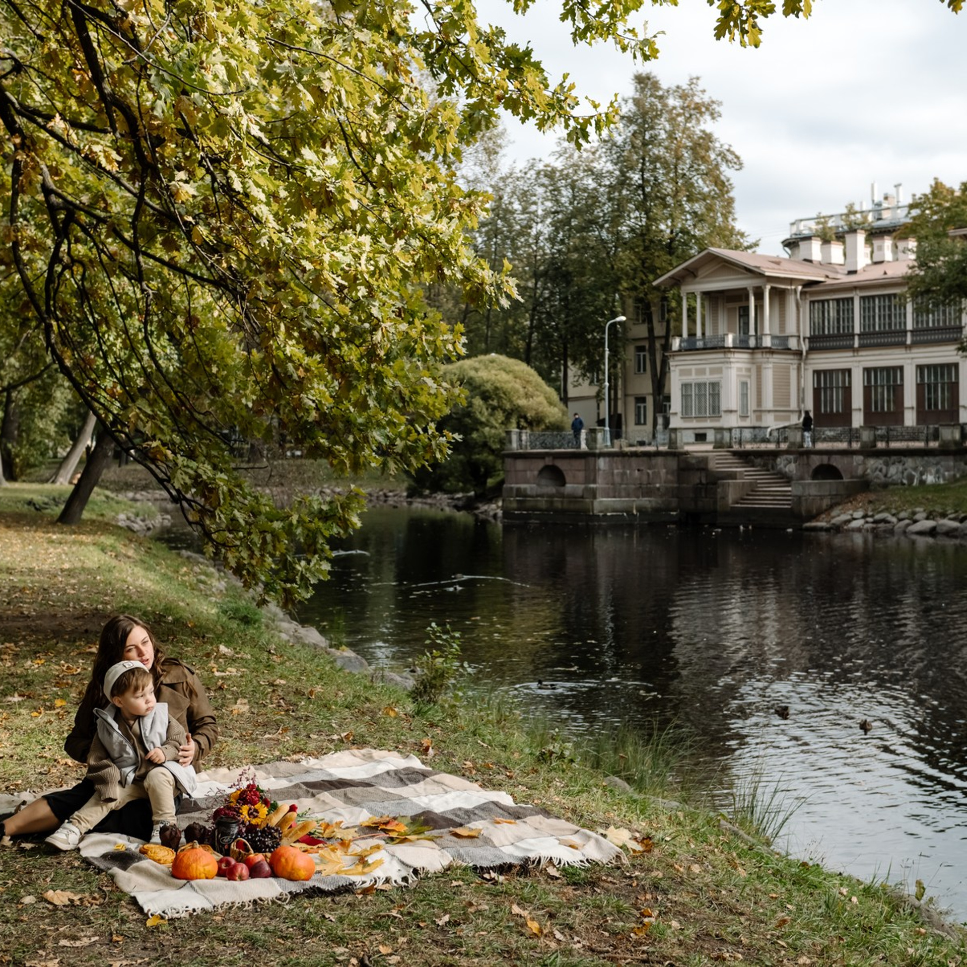 Семейная. Лопухинский сад