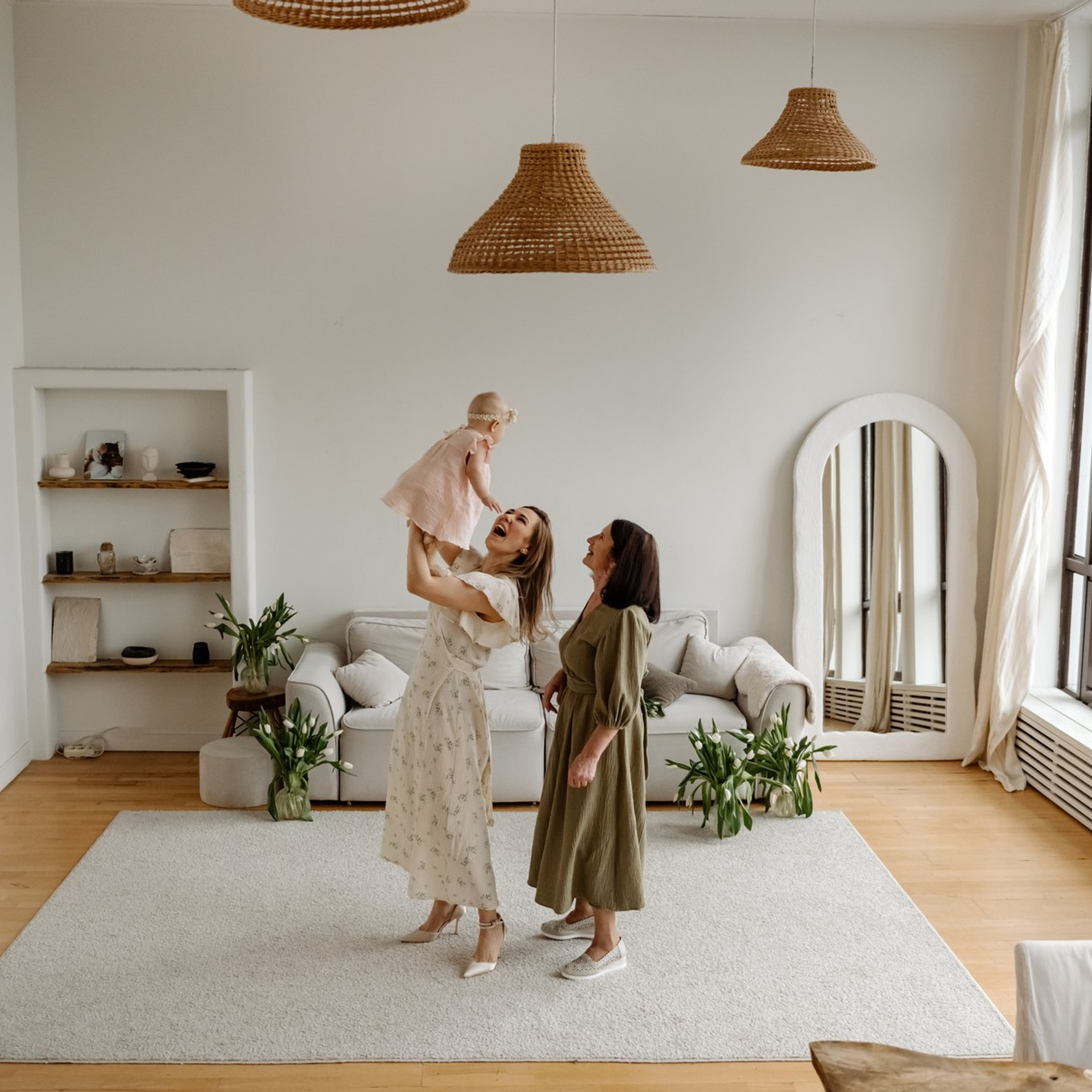 Семейная фотосессия с&nbsp;тюльпанами