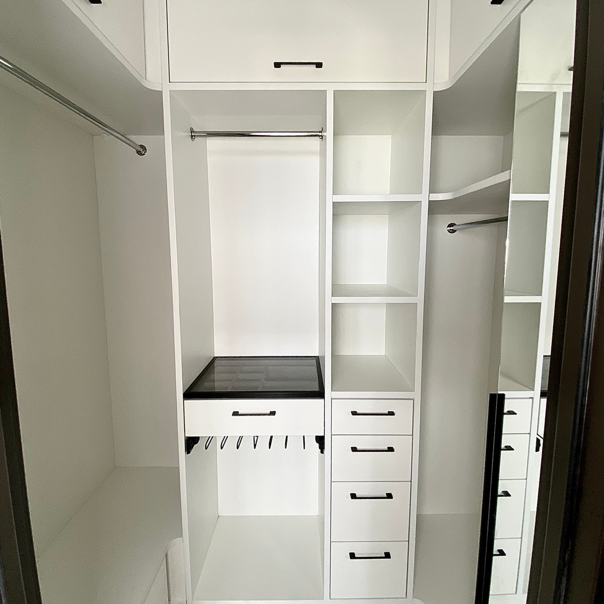 Гардеробные. Альпари | Мебель на заказ