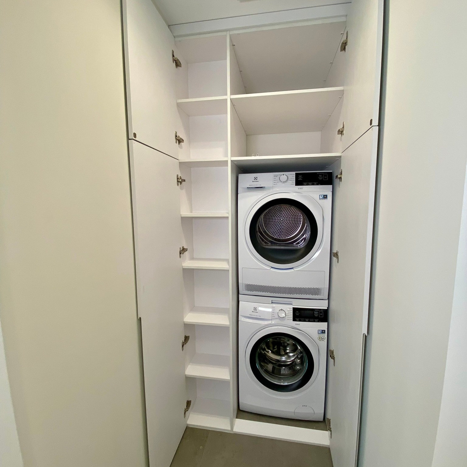 Санузлы. Альпари | Мебель на заказ