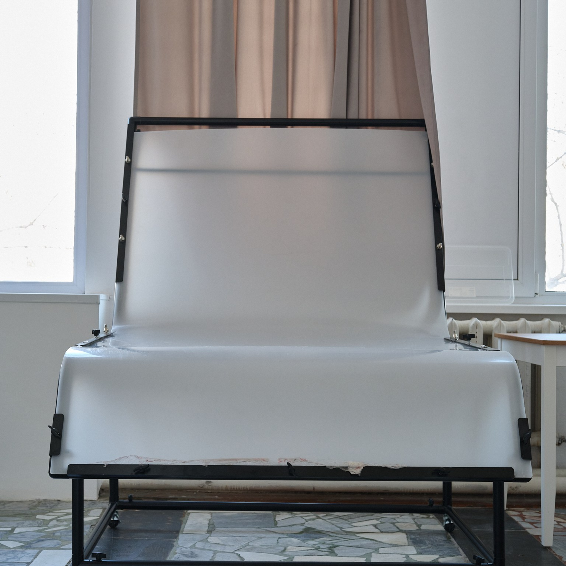 Фотостудия Чебоксары. Циклорама, интерьер и предметный зал. Profoto