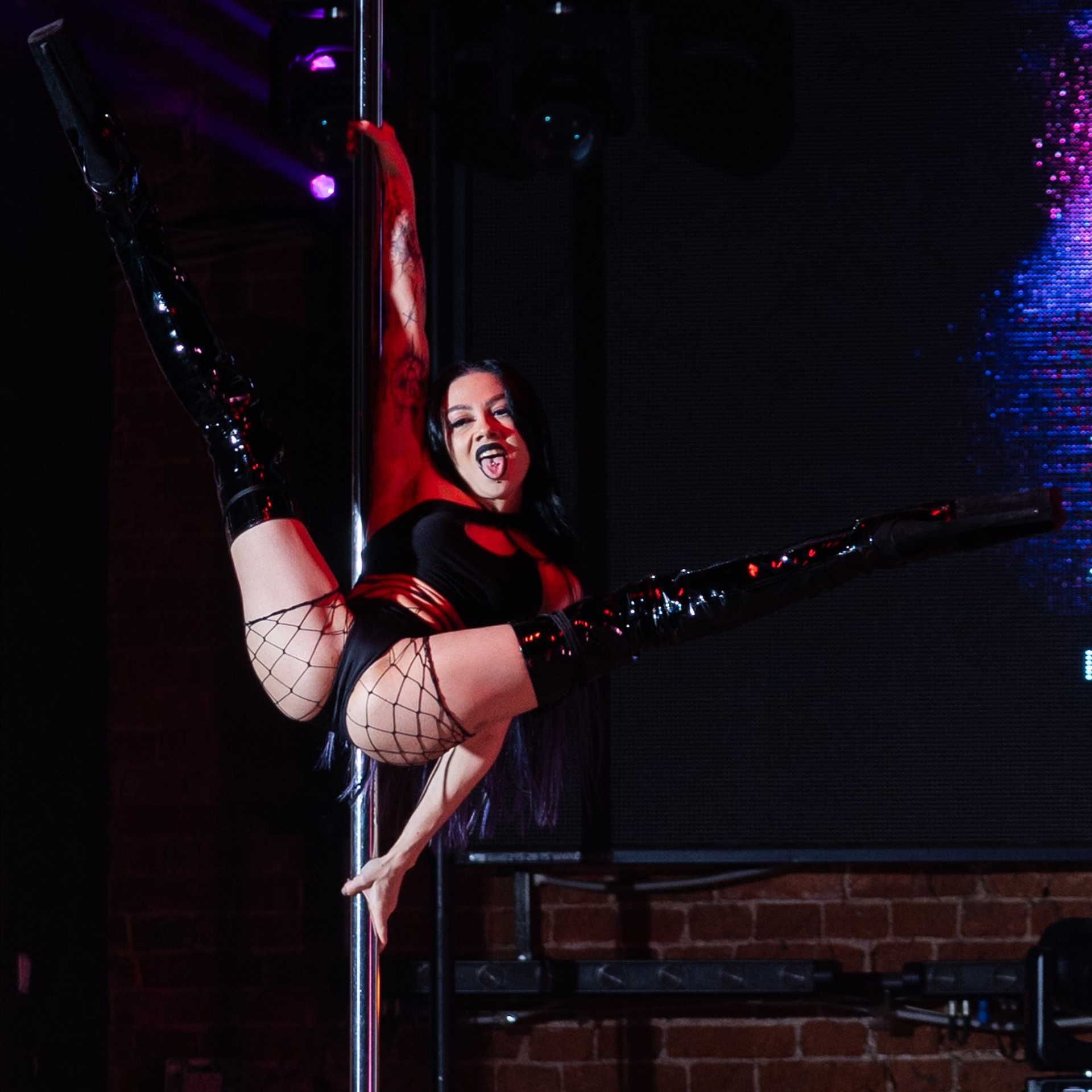 Всероссийский чемпионат по Pole dance «Lotus 2025» г. Воронеж. Свадебный фотограф в Нижнем Новгороде и Москве Виктор Баринов