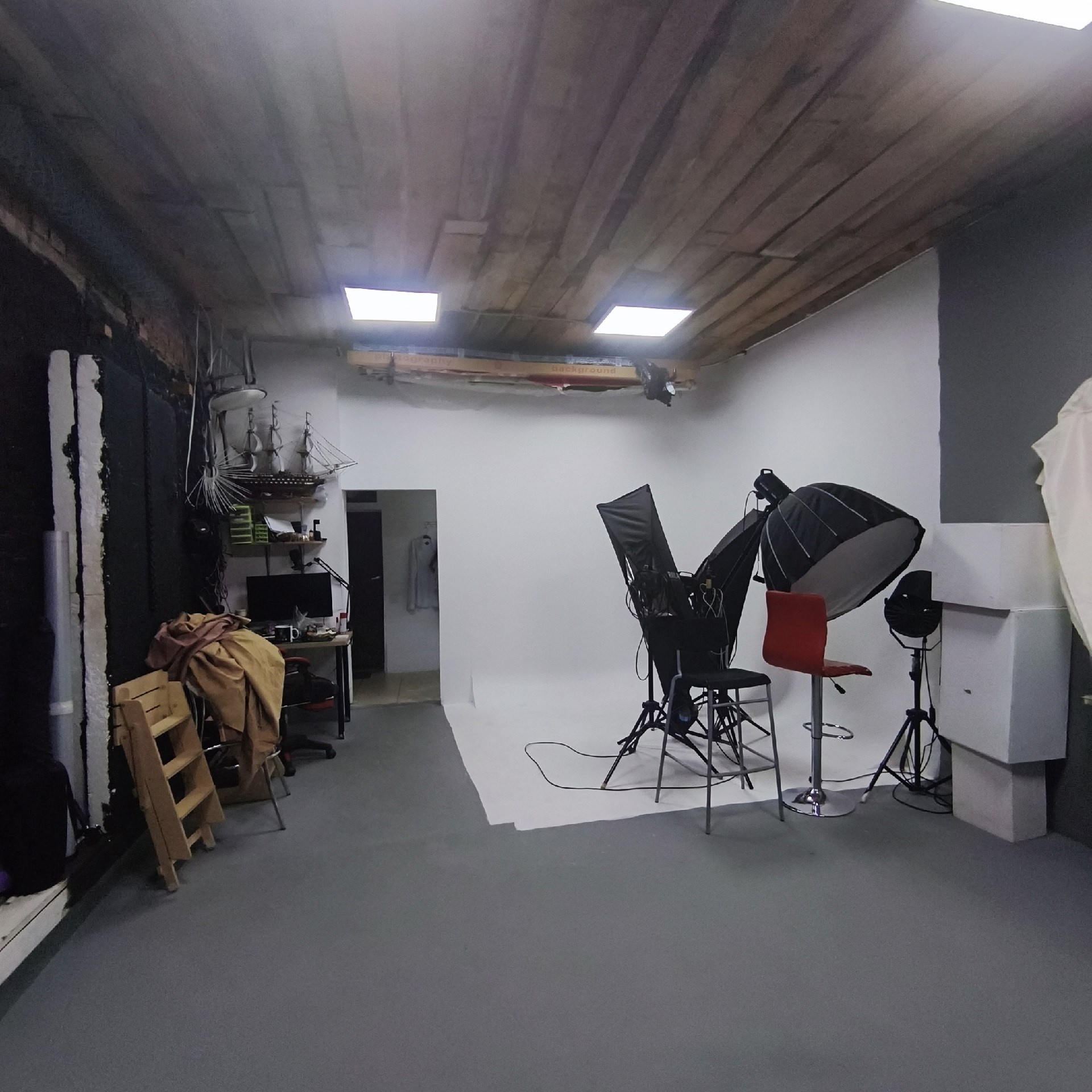 первый этаж