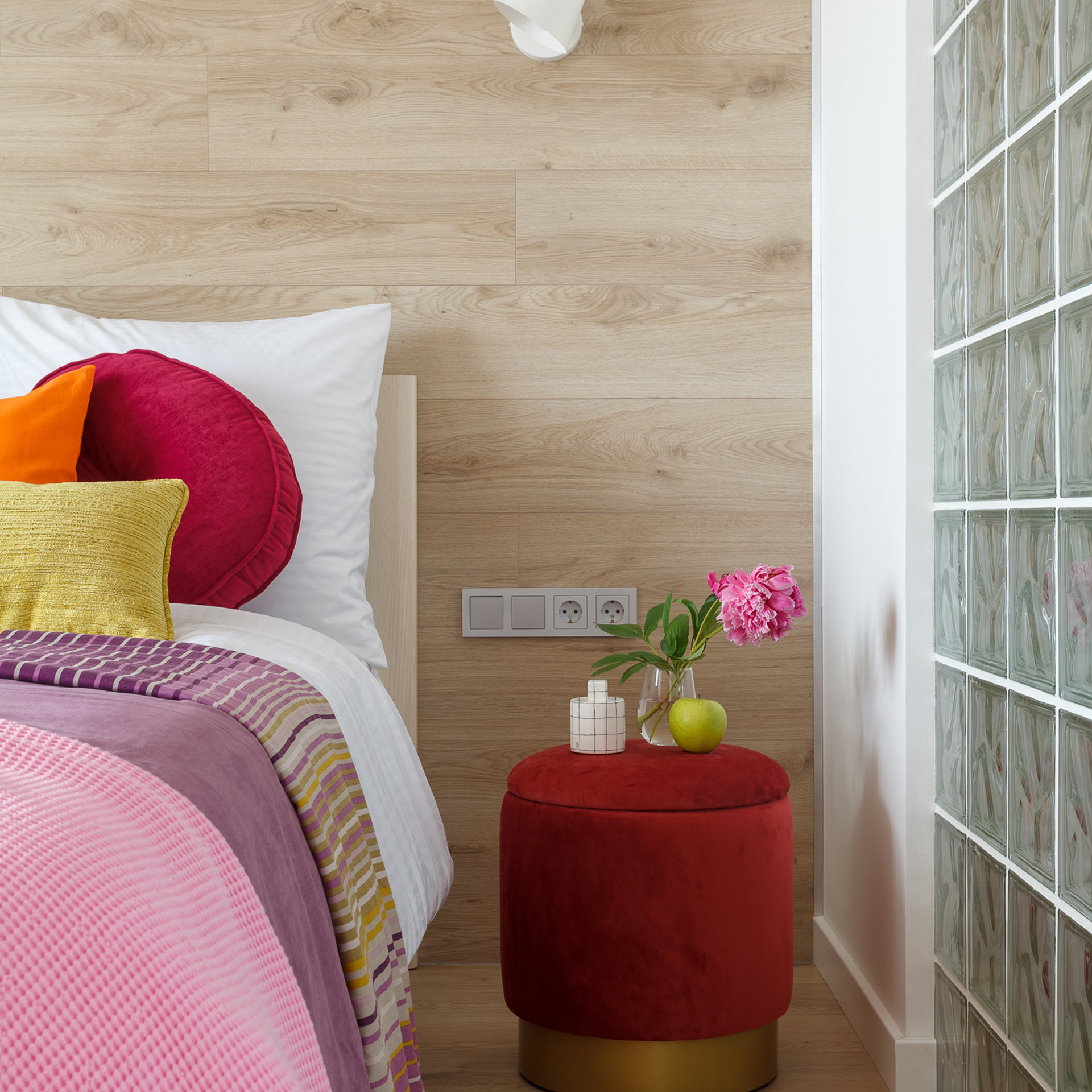 Интерьерный фотограф Дима Птицын и стилист Дарья Копылова