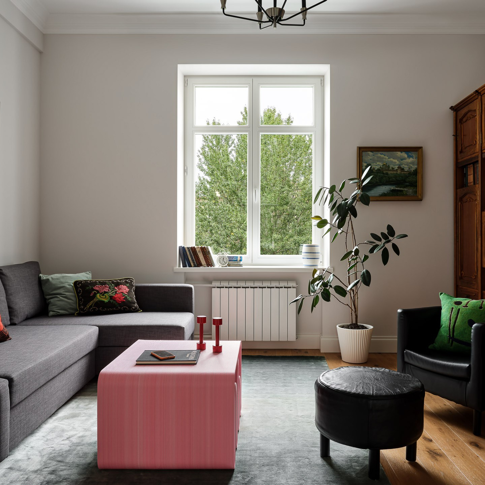 Квартира с румынской стенкой в сталинском доме