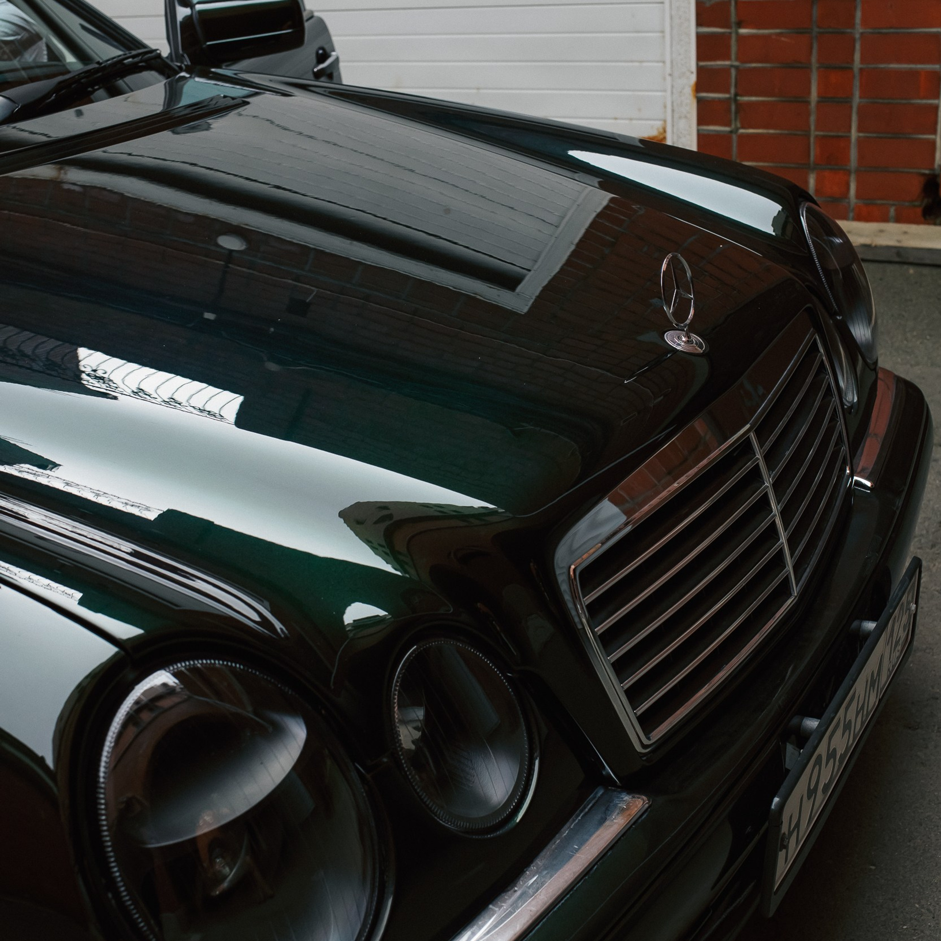 Ваня и мерседес, фото сделанно для продажи. продал машину за неделю