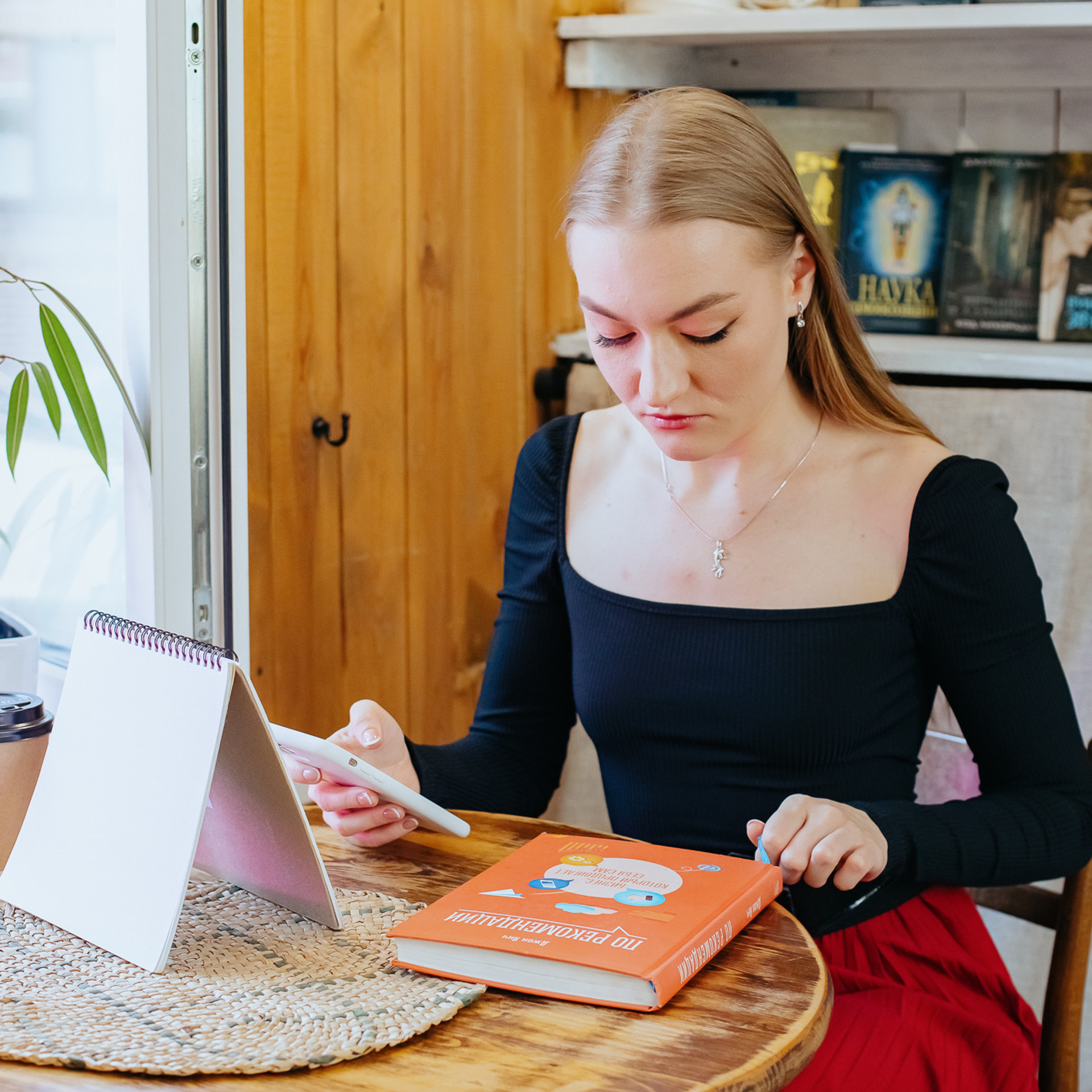 Фотоконтент для Юлии, организация мероприятий и смм 2023