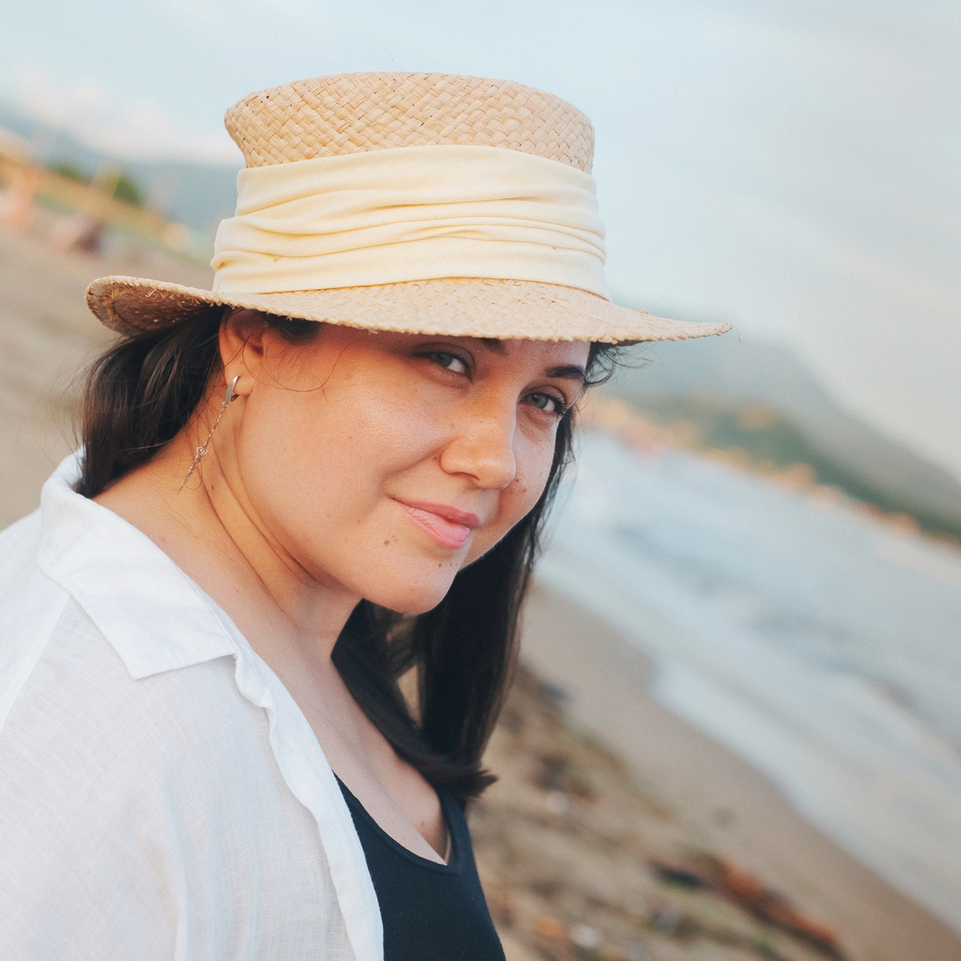 бог любит нас 