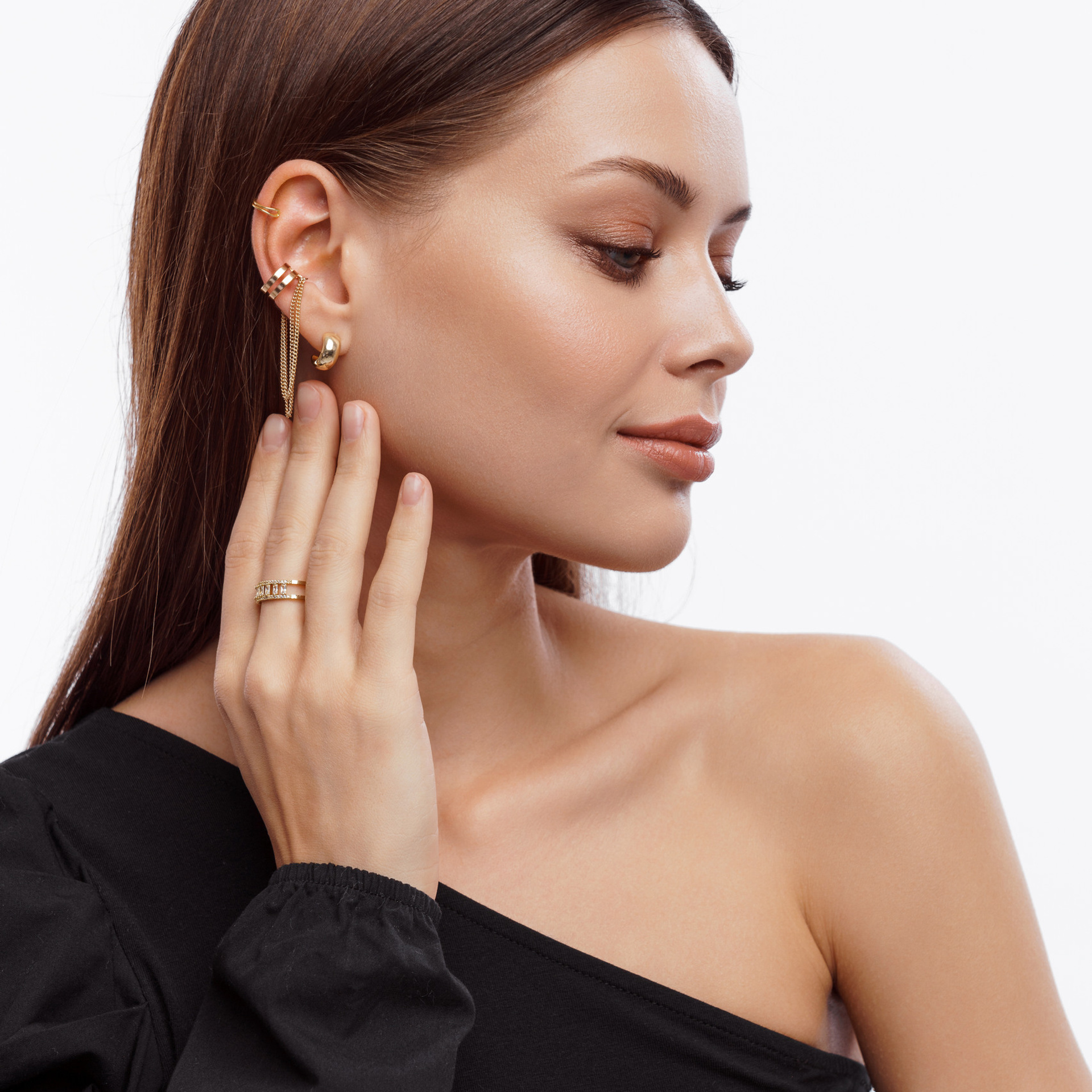 Предметная съемка бижутерии, часов и ювелирных изделий для  каталога, сайта, маркетплейсов. Студия коммерческой съемки ХВОЯ