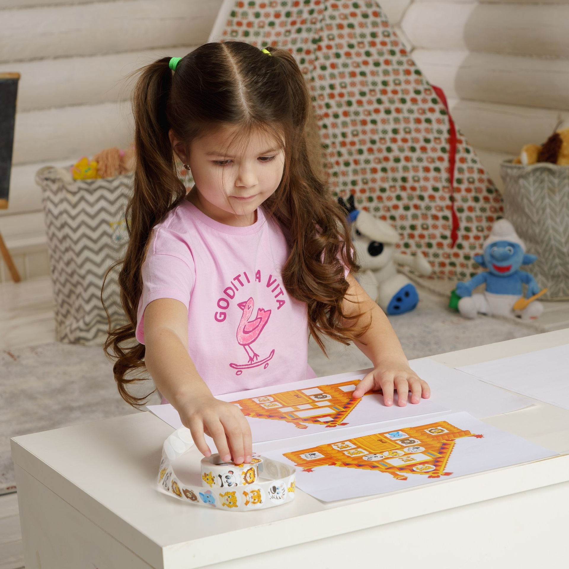 Предметная съемка с моделями. Студия коммерческой съемки ХВОЯ