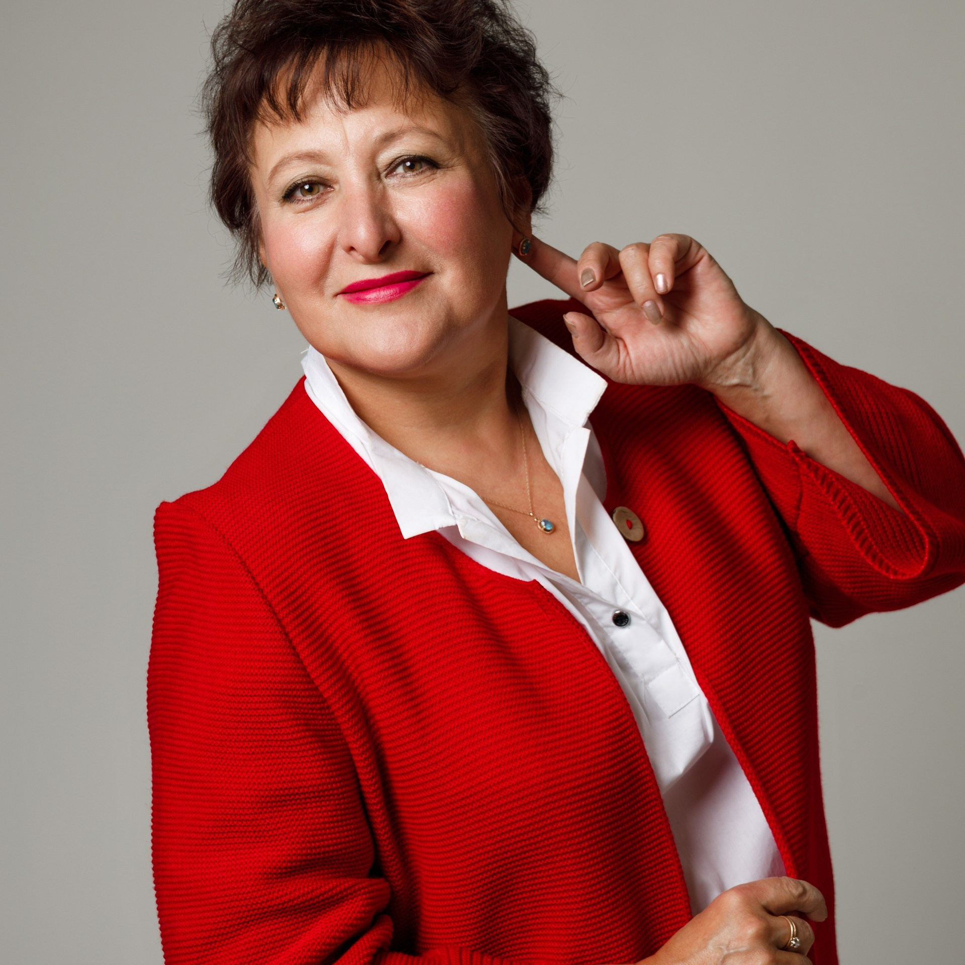 Деловая и индивидуальная фотосессия. Студия коммерческой съемки ХВОЯ