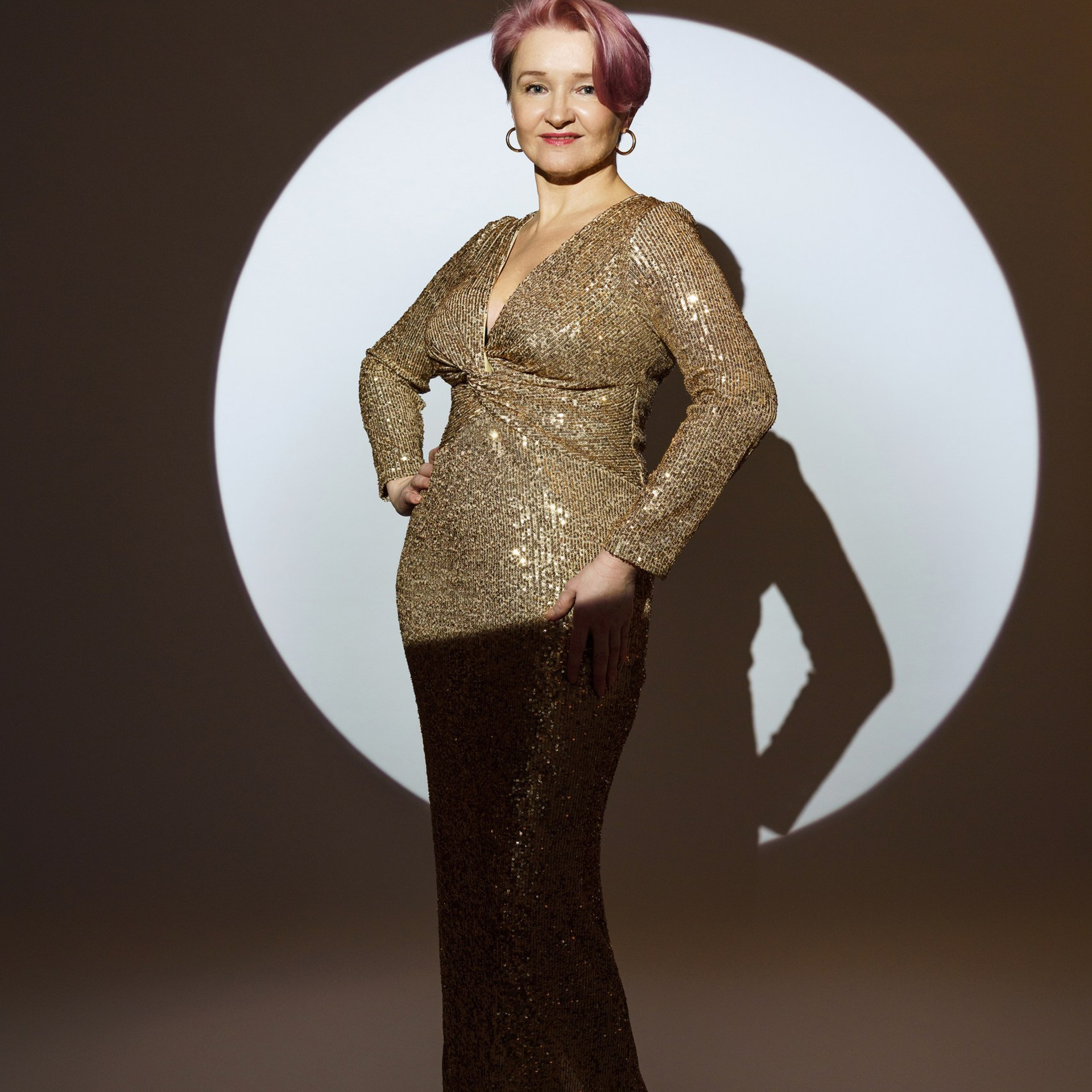 Деловая и индивидуальная фотосессия. Студия коммерческой съемки ХВОЯ