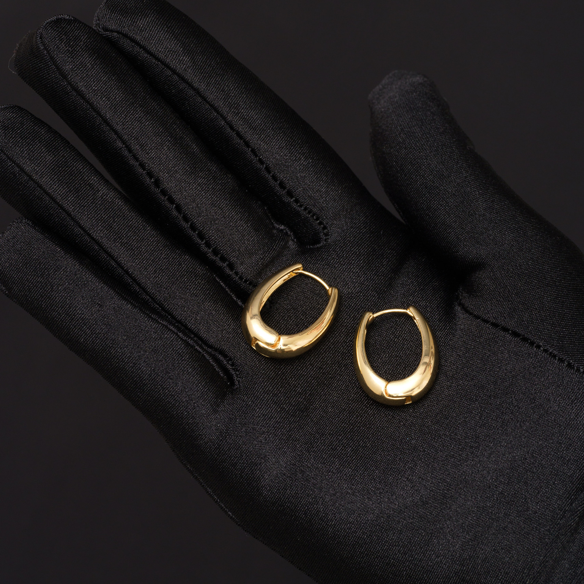 Предметная съемка бижутерии, часов и ювелирных изделий для  каталога, сайта, маркетплейсов. Студия коммерческой съемки ХВОЯ