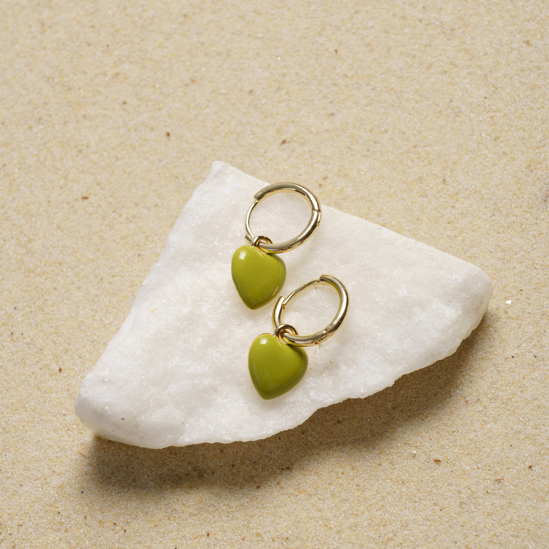 Предметная съемка бижутерии, часов и ювелирных изделий для  каталога, сайта, маркетплейсов. Студия коммерческой съемки ХВОЯ