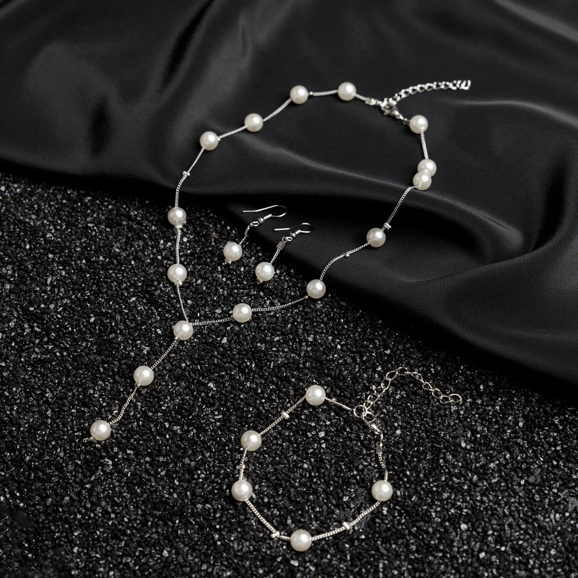 Предметная съемка бижутерии, часов и ювелирных изделий для  каталога, сайта, маркетплейсов. Студия коммерческой съемки ХВОЯ