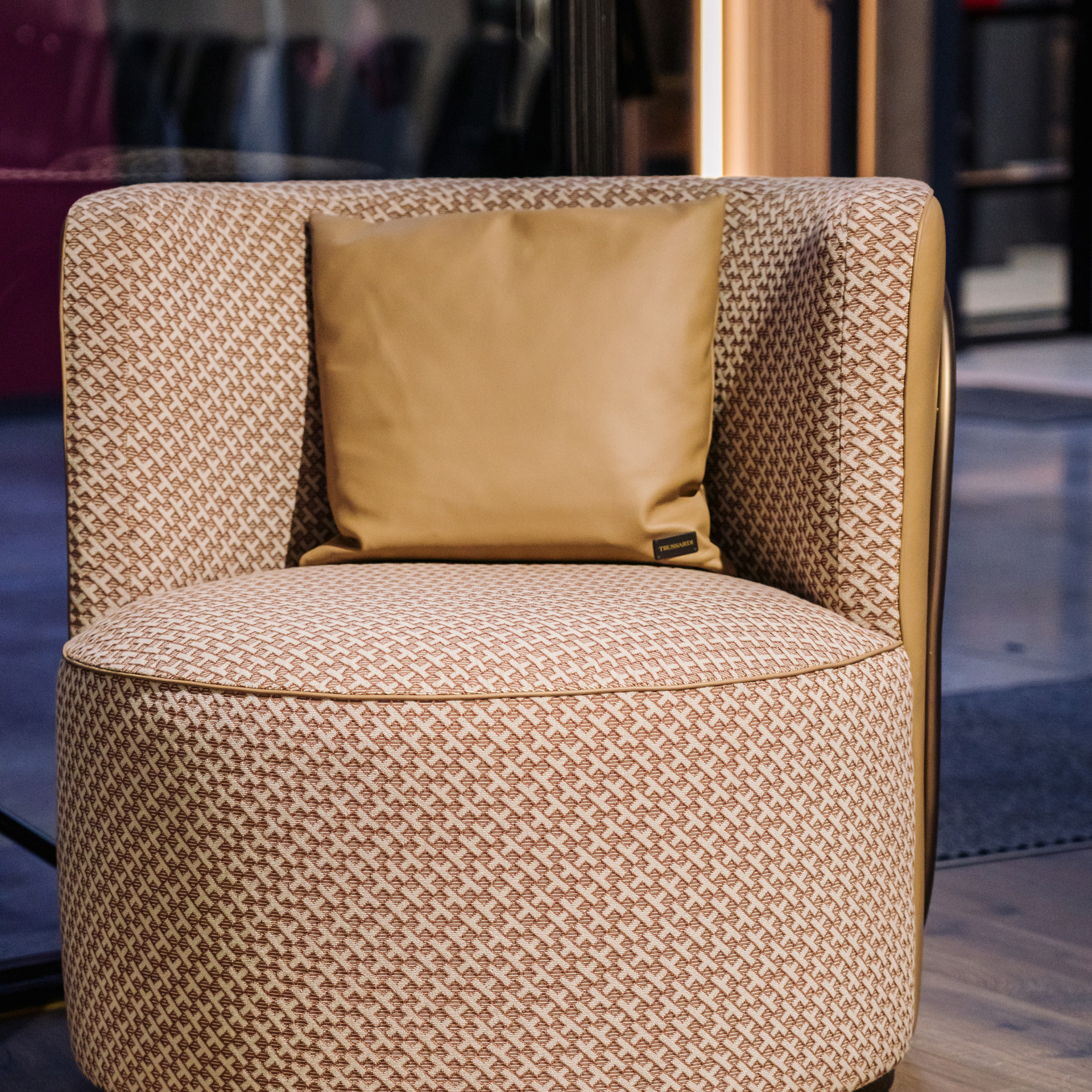 Интерьерная фото и видео съемка. Студия коммерческой съемки ХВОЯ