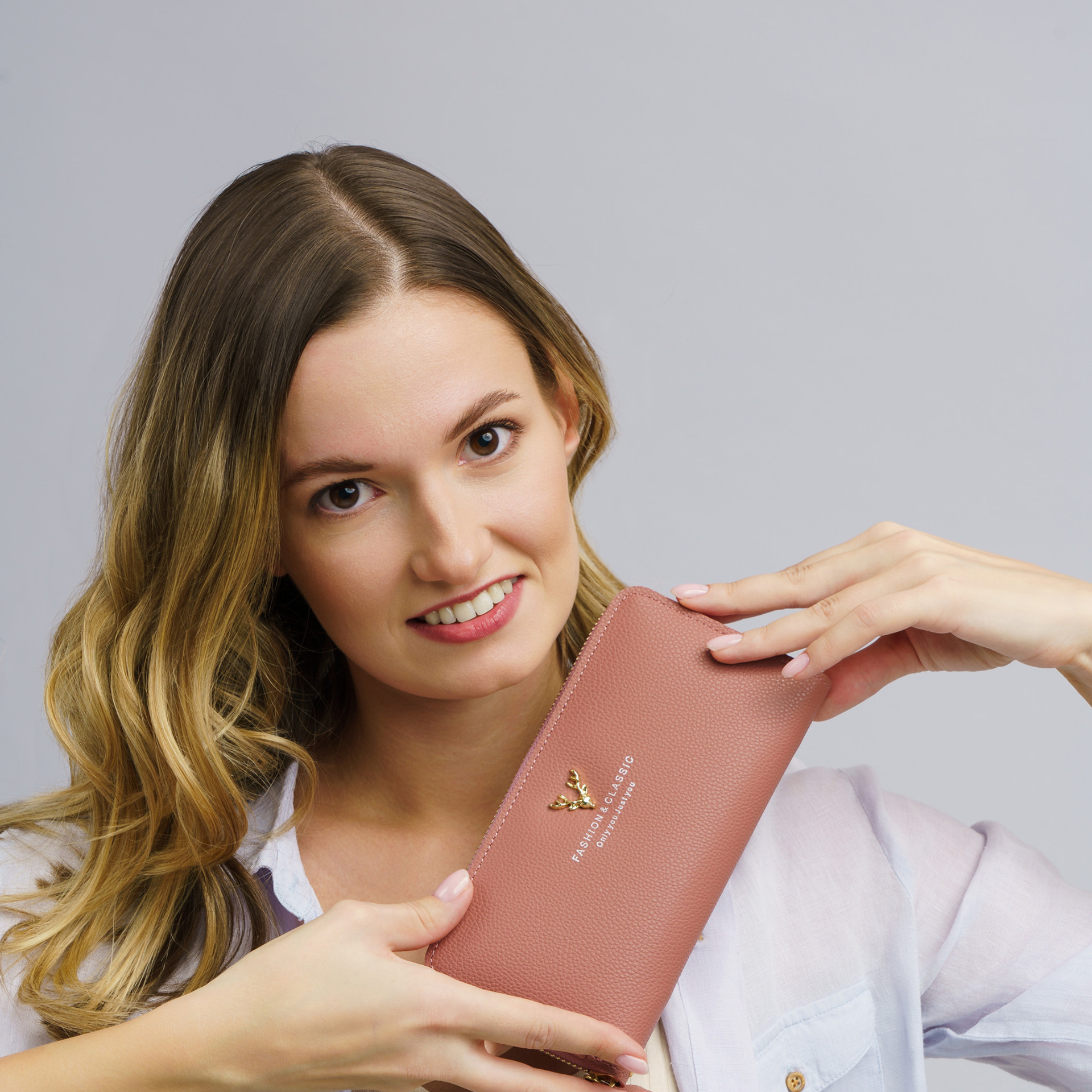 Предметная фото и видеосъемка для сайтов маркетплейсов, WB, Ozon, Яндекс Маркет и др. Студия коммерческой съемки ХВОЯ