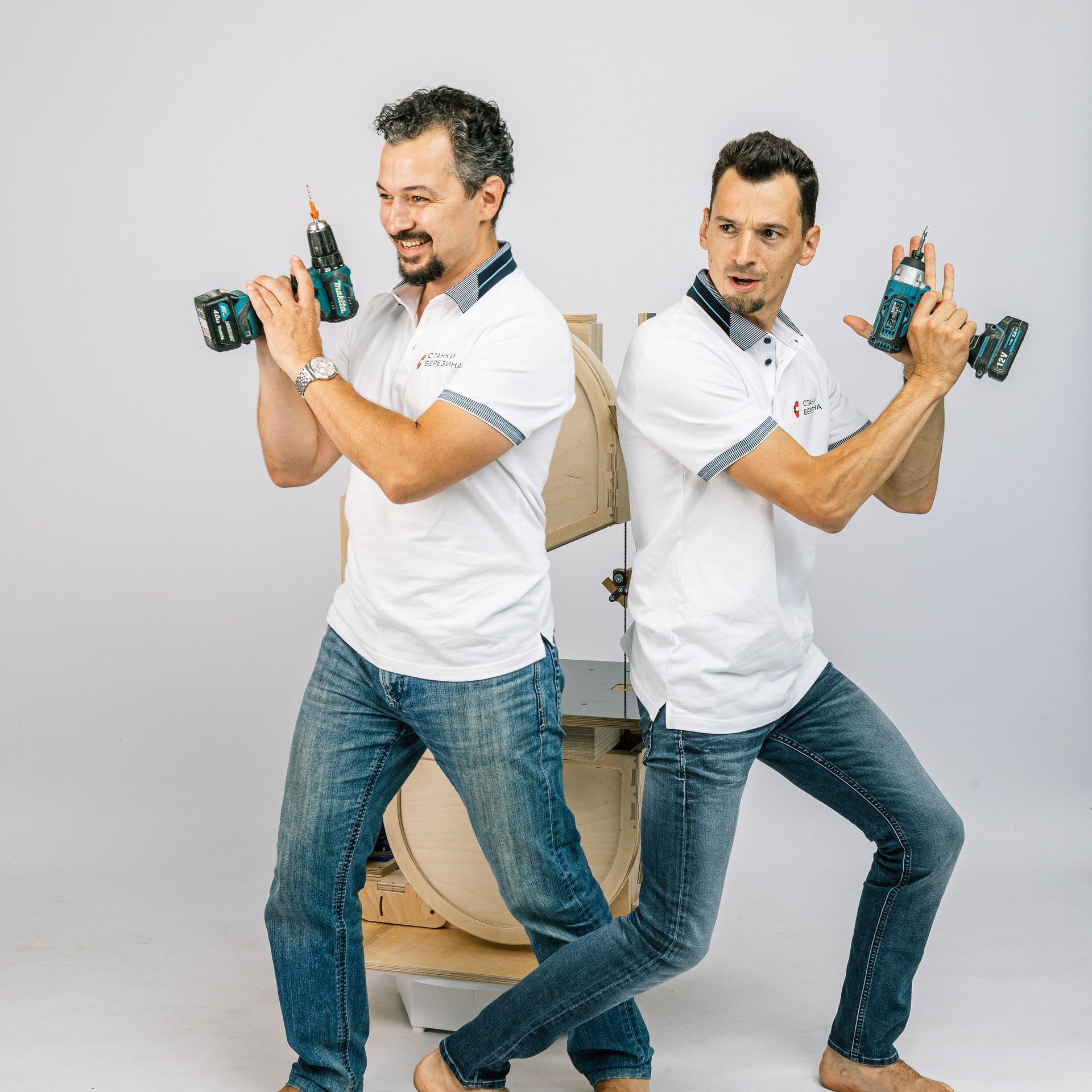 Деловая и индивидуальная фотосессия. Студия коммерческой съемки ХВОЯ