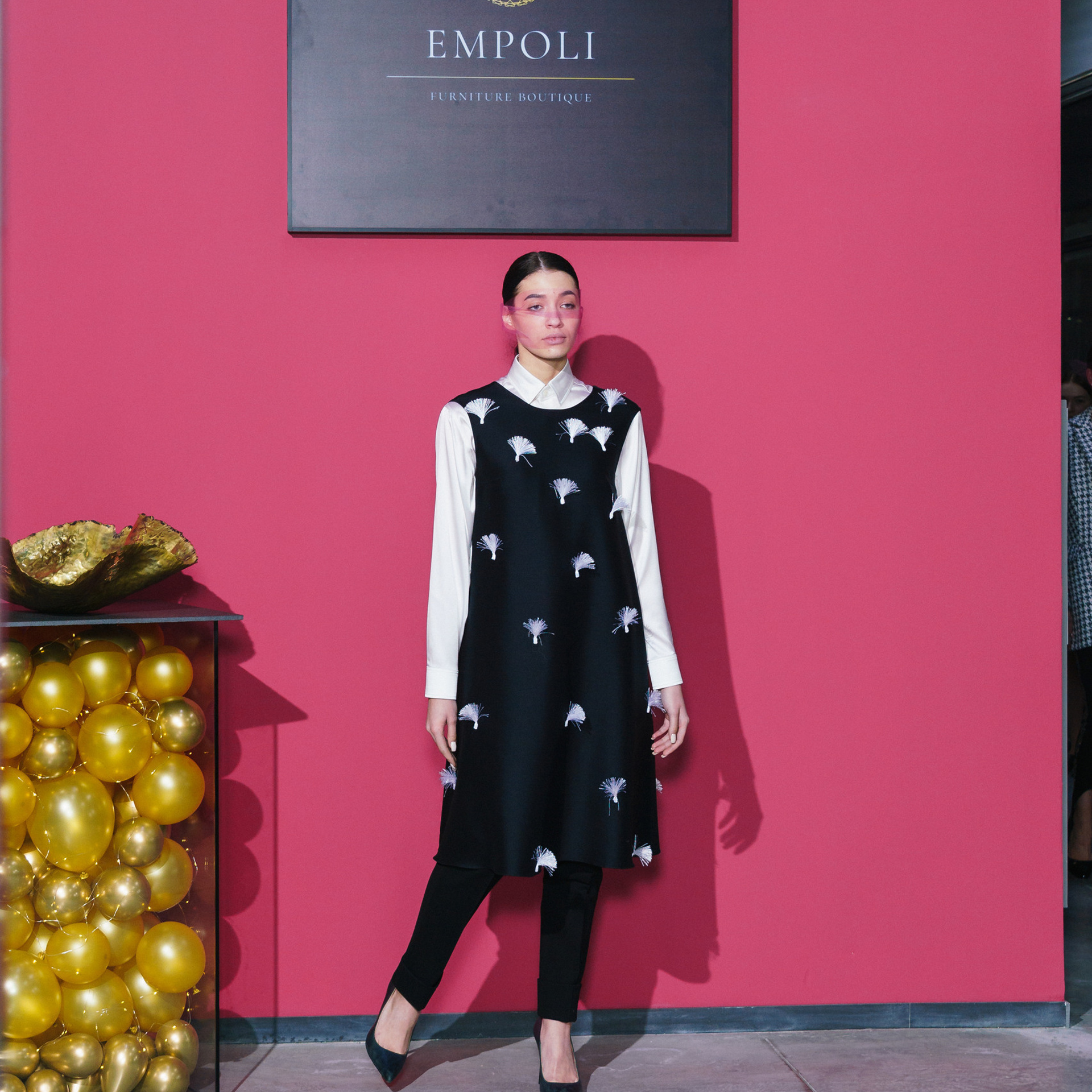 Показ дизайнерской одежды. Студия коммерческой съемки ХВОЯ