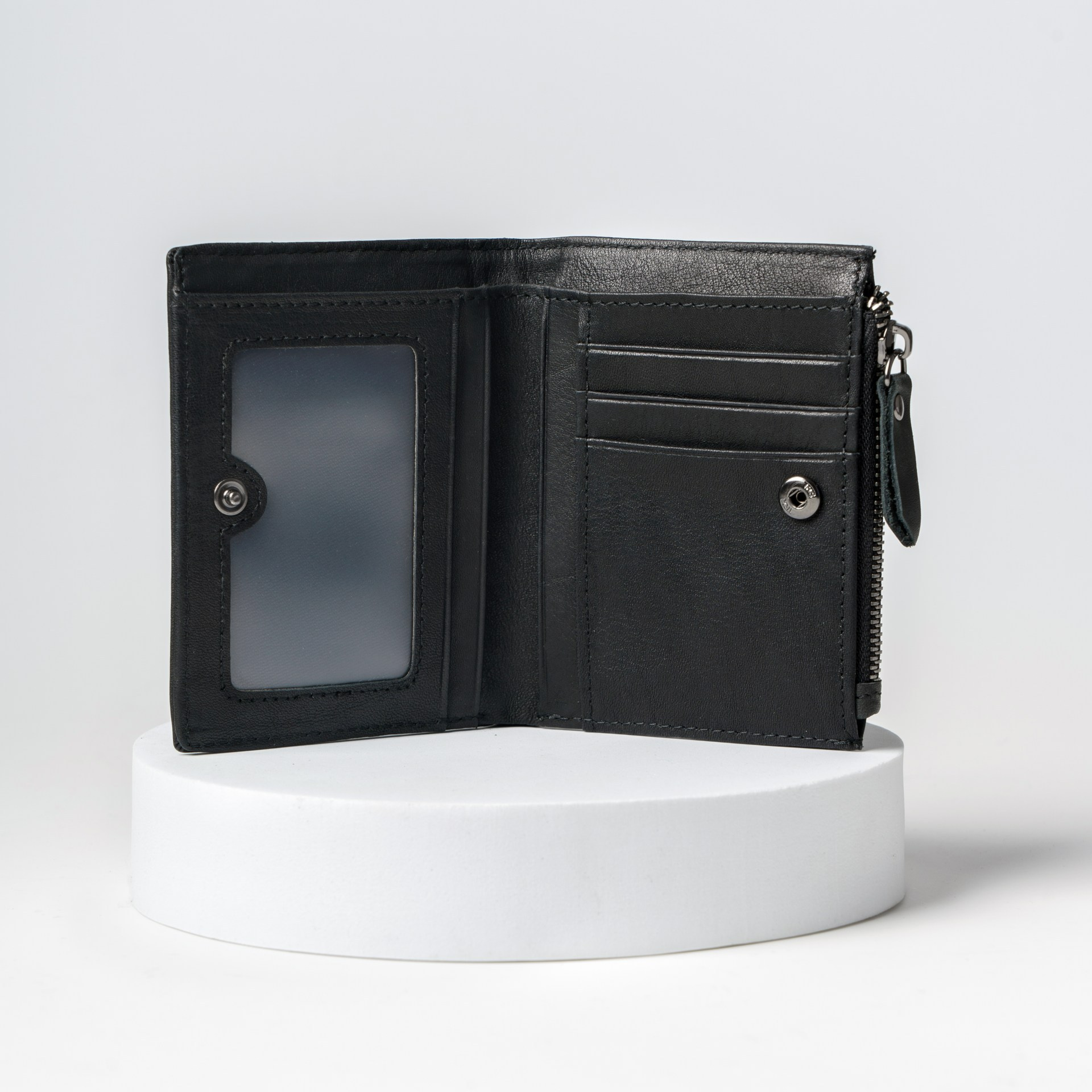 Кошельки. Студия коммерческой съемки ХВОЯ