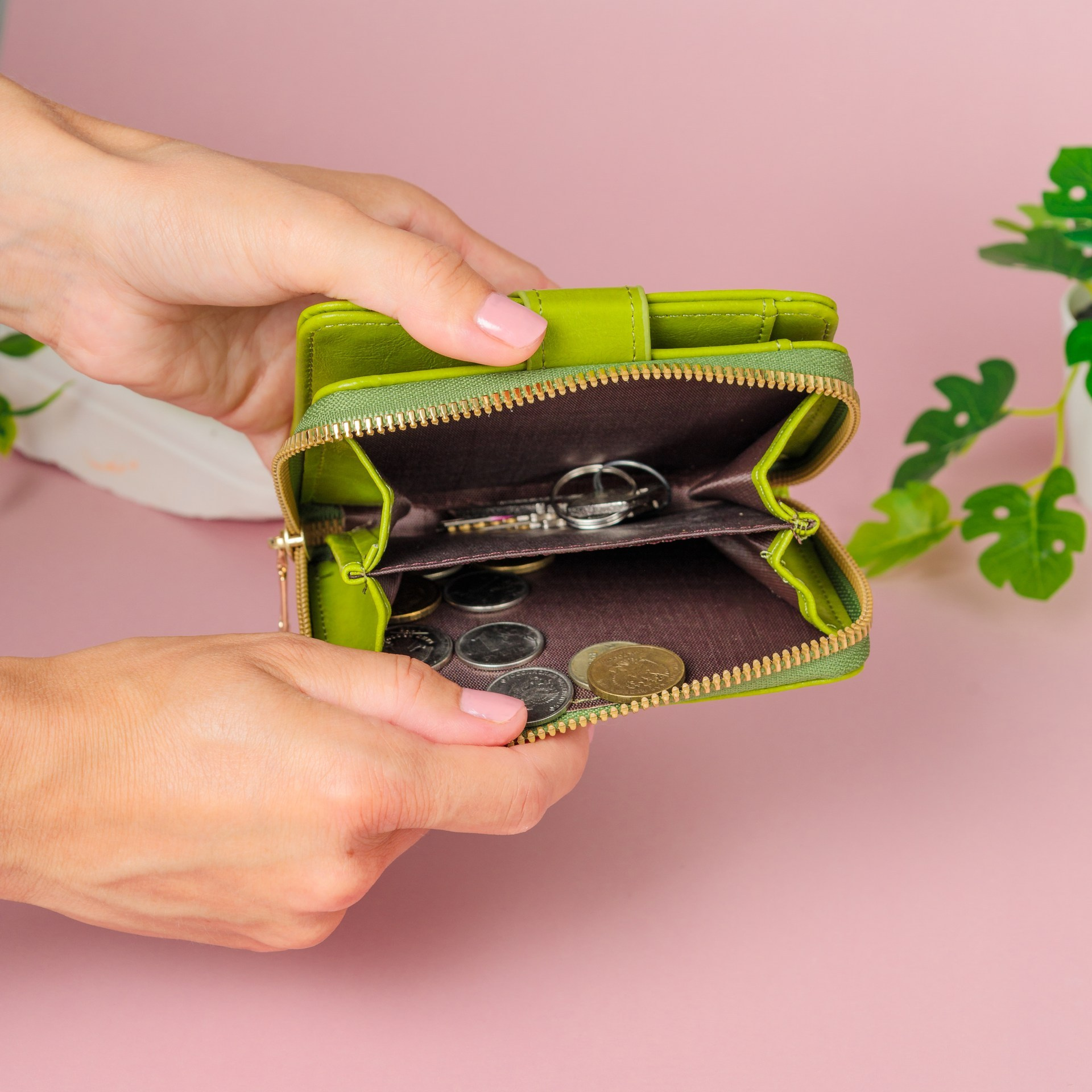 Кошельки. Студия коммерческой съемки ХВОЯ