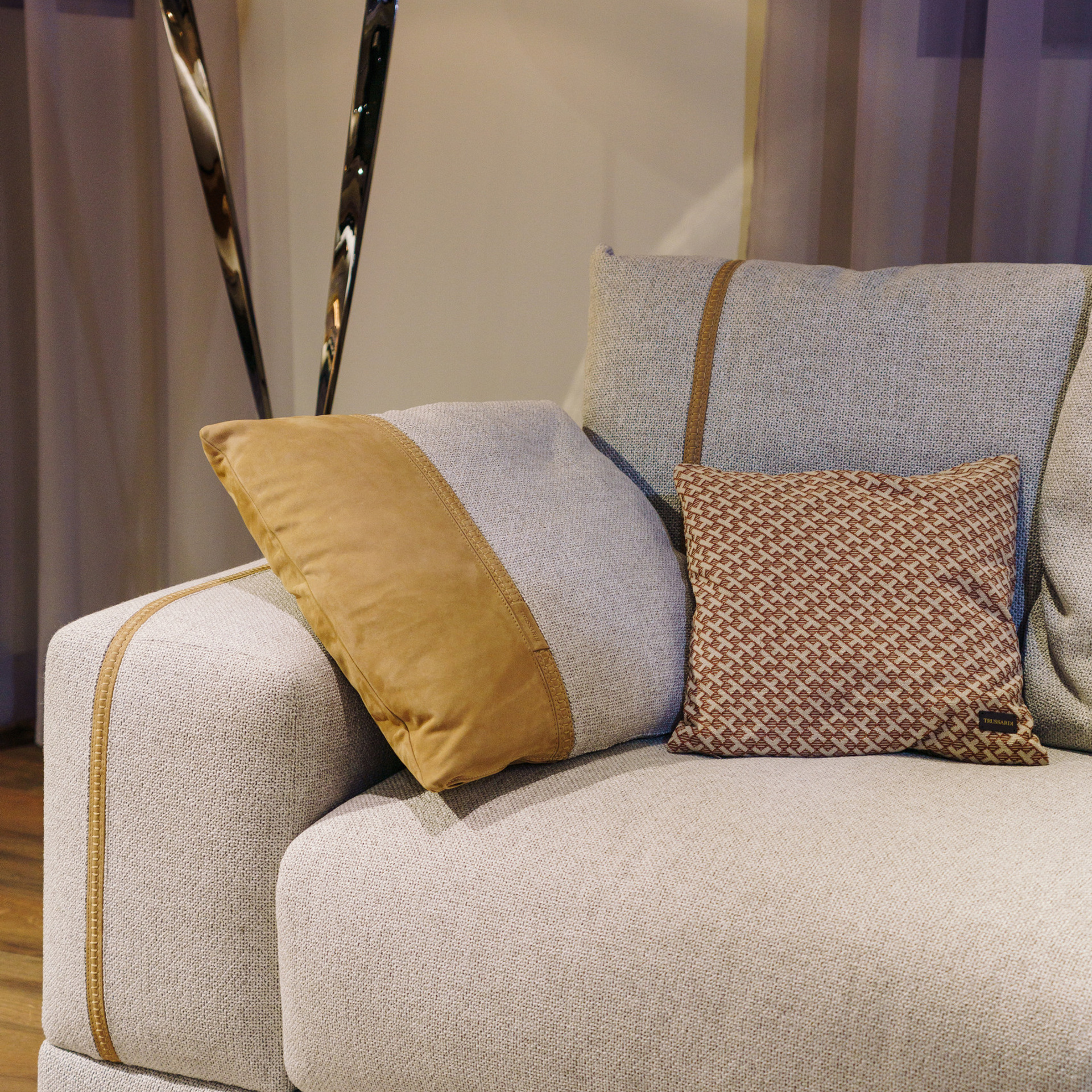 Интерьерная фото и видео съемка. Студия коммерческой съемки ХВОЯ