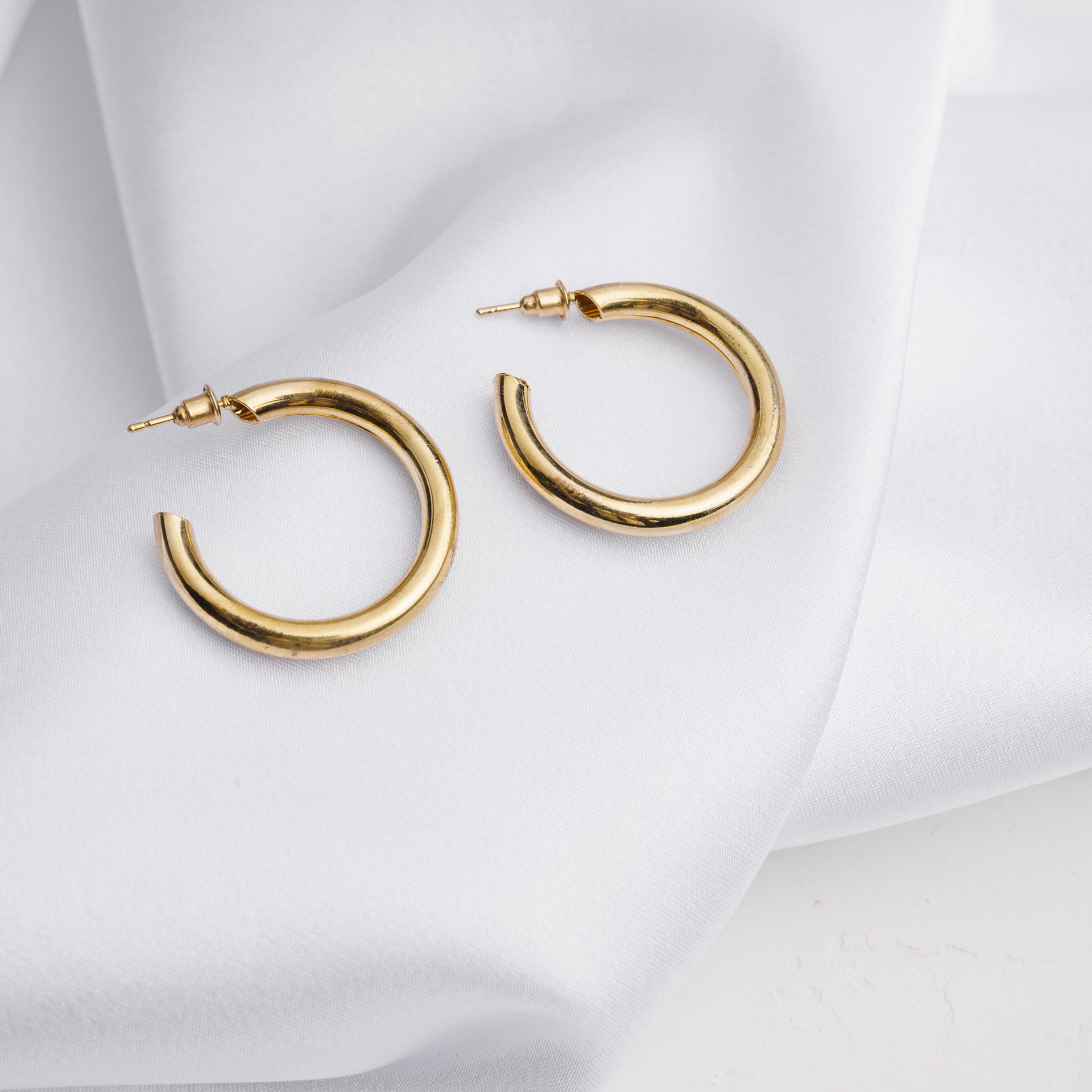 Предметная съемка бижутерии, часов и ювелирных изделий для  каталога, сайта, маркетплейсов. Студия коммерческой съемки ХВОЯ