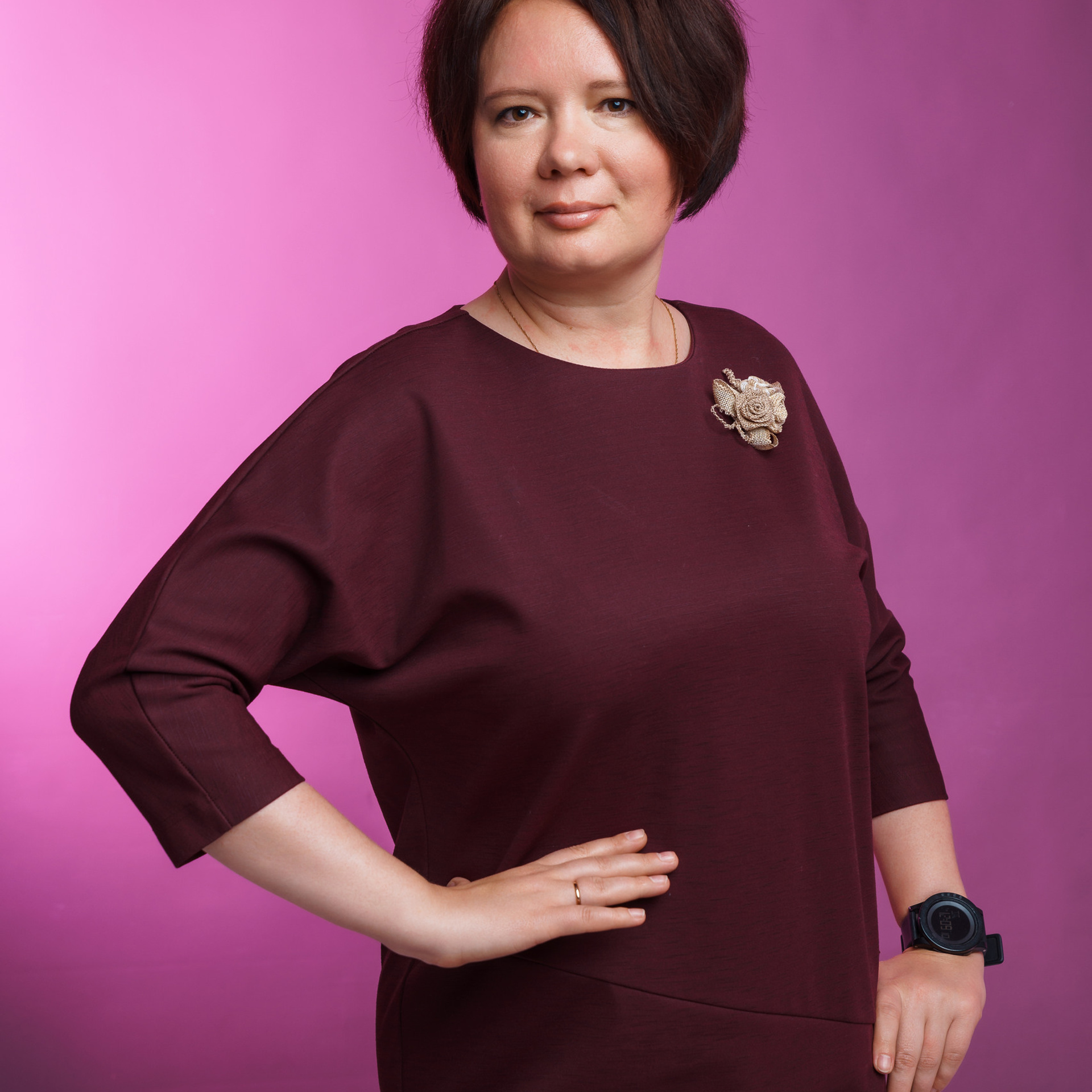 Деловая и индивидуальная фотосессия. Студия коммерческой съемки ХВОЯ